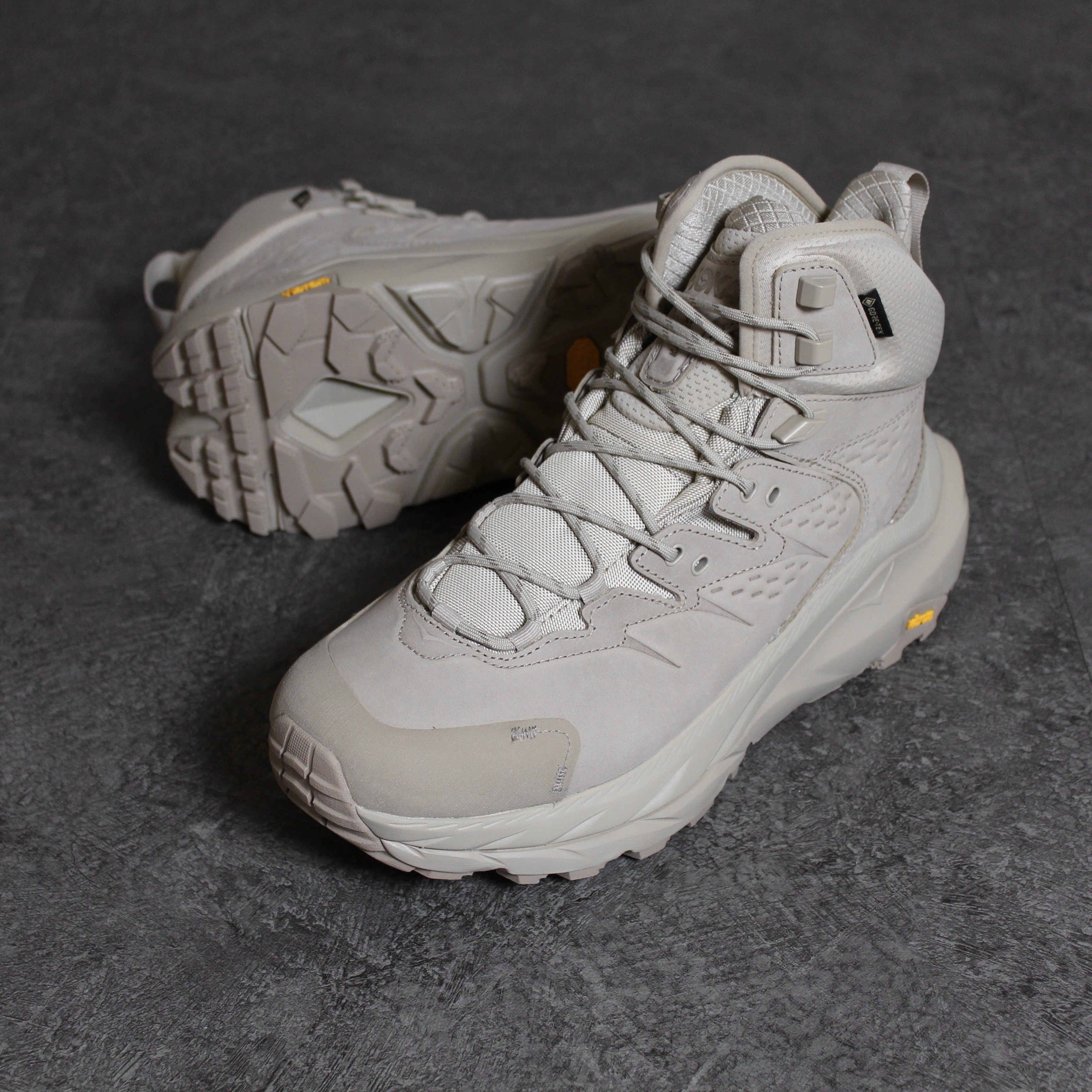 Hoka Kaha 2 Gore-Tex Oxford Tan 착용 스타일 - 6