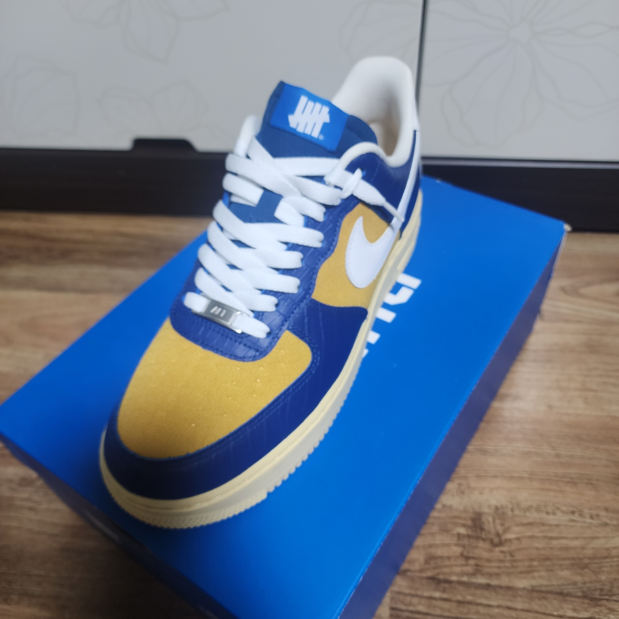 Nike x Undefeated Air Force 1 Low SP 5 On It Court Blue 착용 스타일 - 7