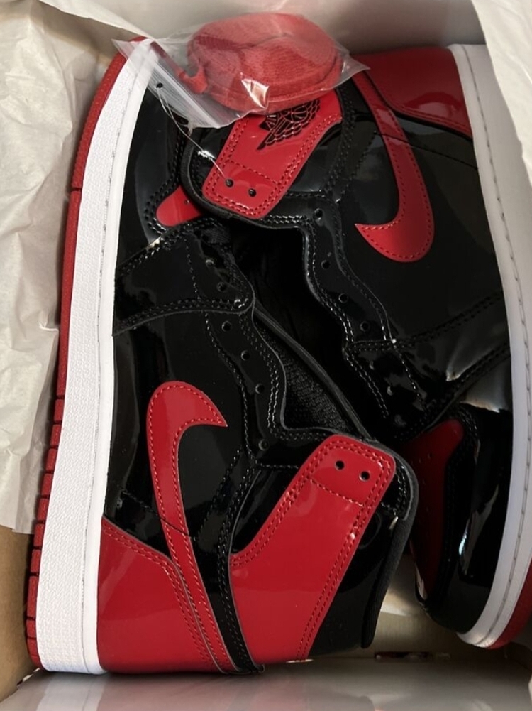 Jordan 1 Retro High OG Patent Bred 착용 스타일