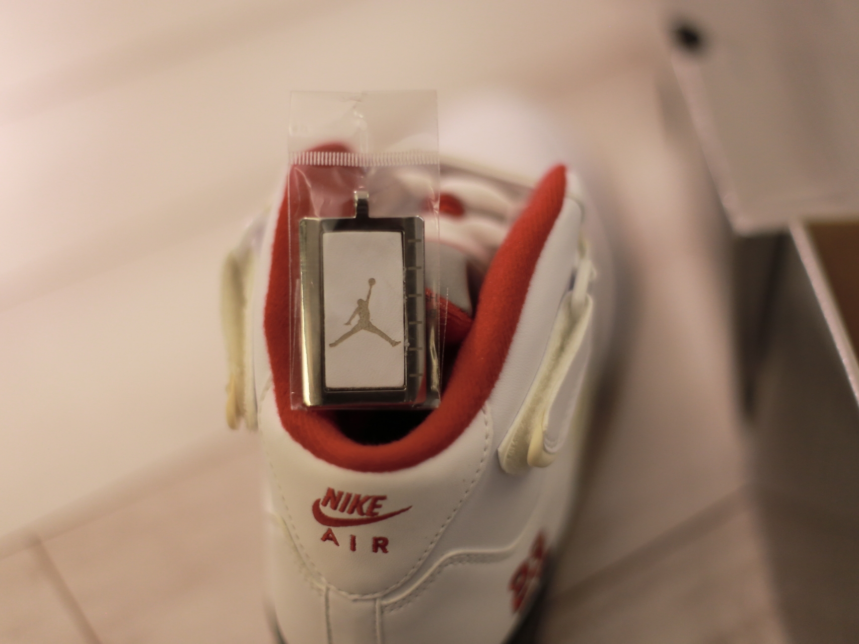 Jordan 5 Fusion Varsity White Red 착용 스타일 - 5