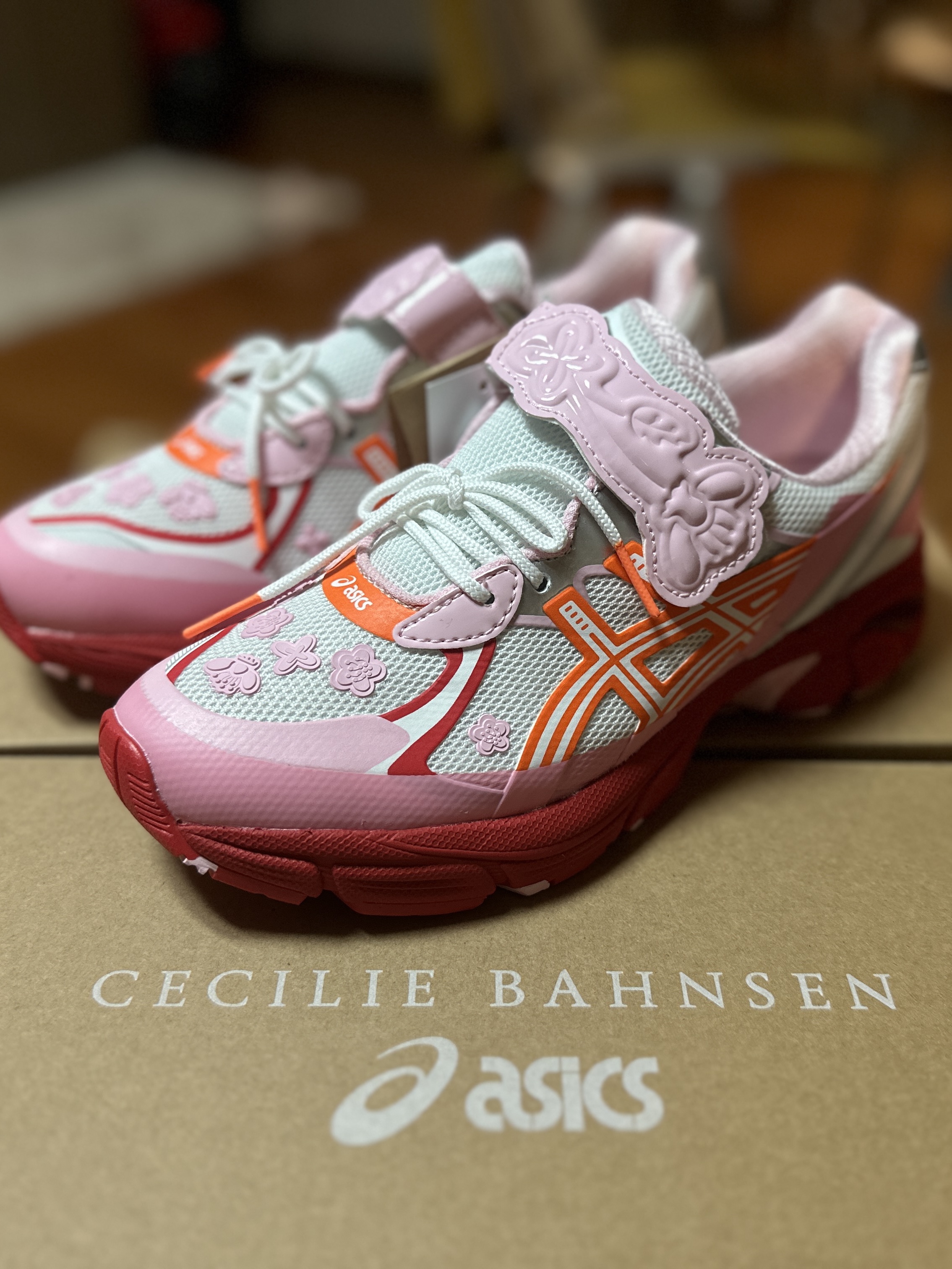 Asics x Cecilie Bahnsen GT-2160 White Habanero 착용 스타일 - 6