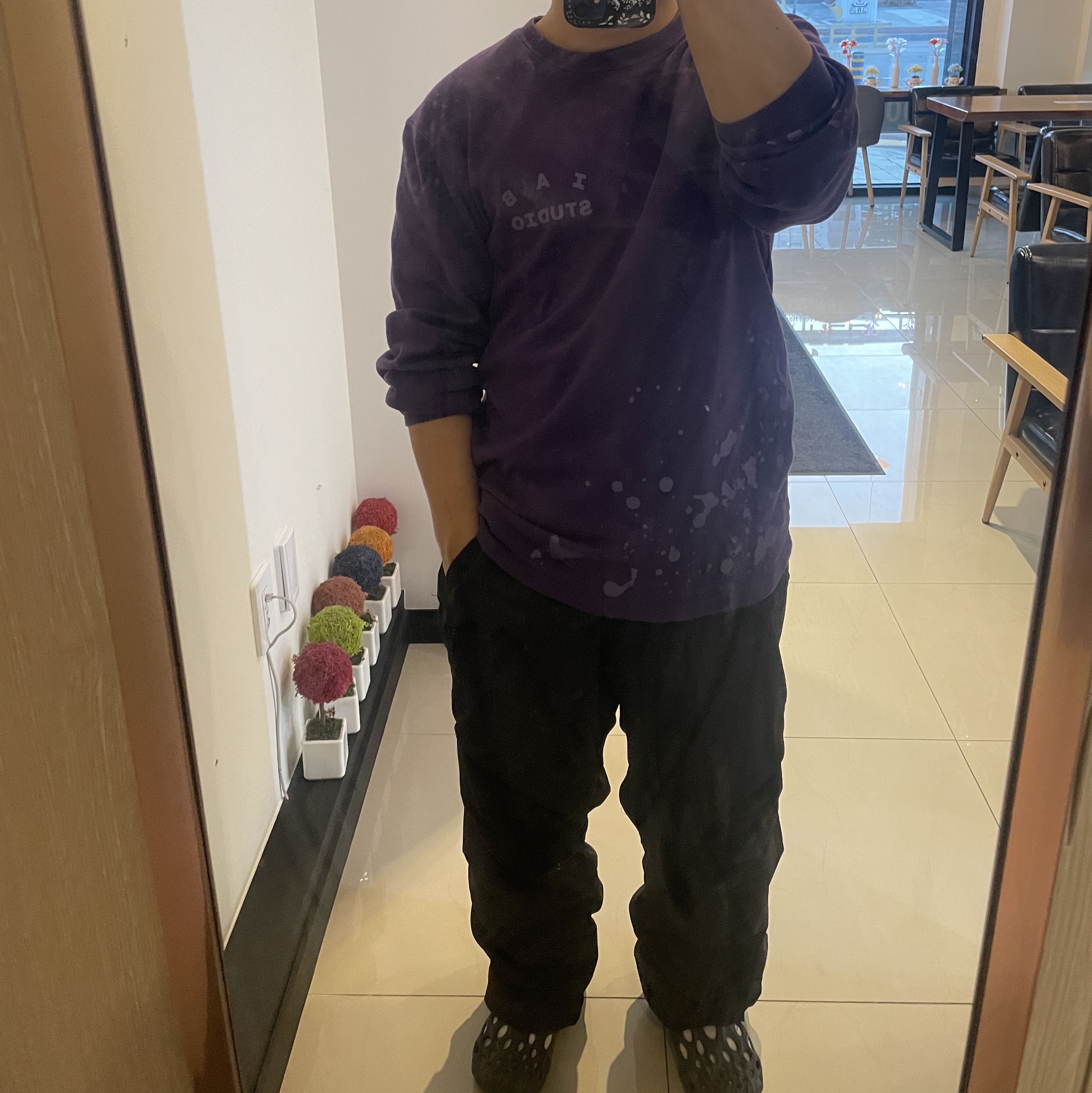 IAB Studio Long Sleeve T-Shirt Purple Splashed 착용 스타일