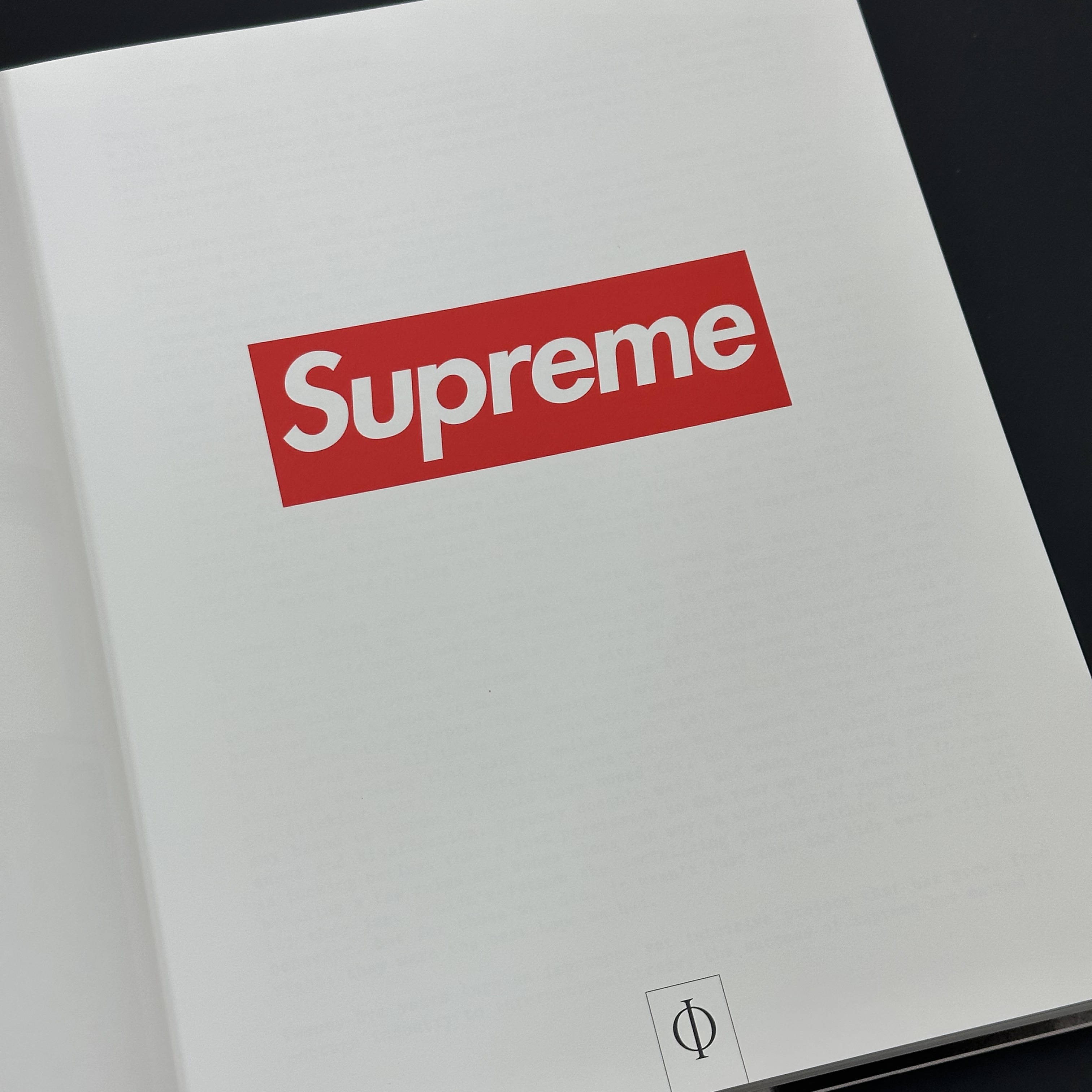 Supreme Vol.2 Book White - 19FW 착용 스타일 - 2