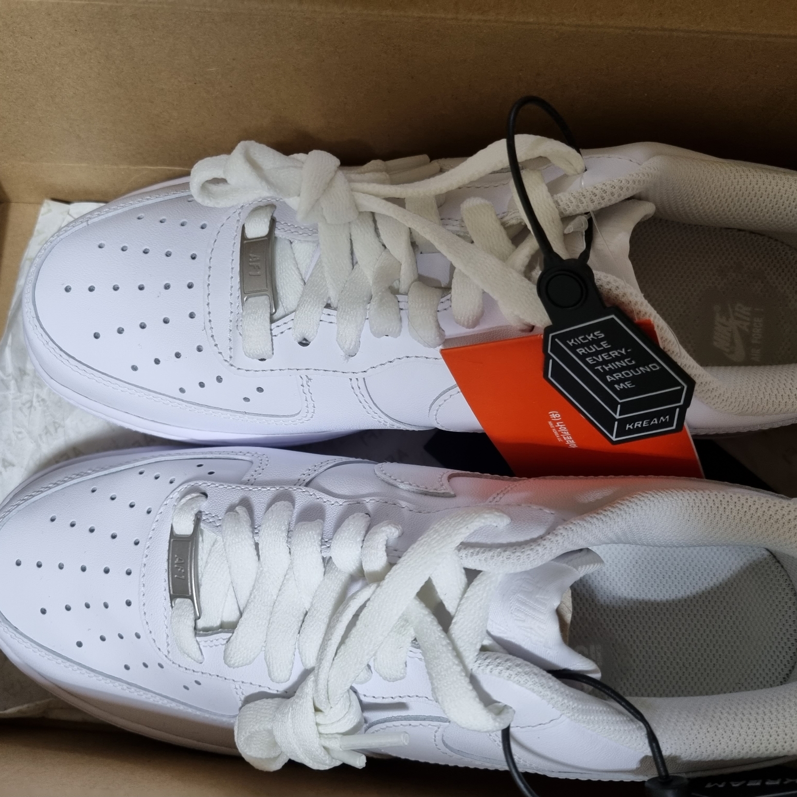 Nike Air Force 1 '07 Low White 착용 스타일