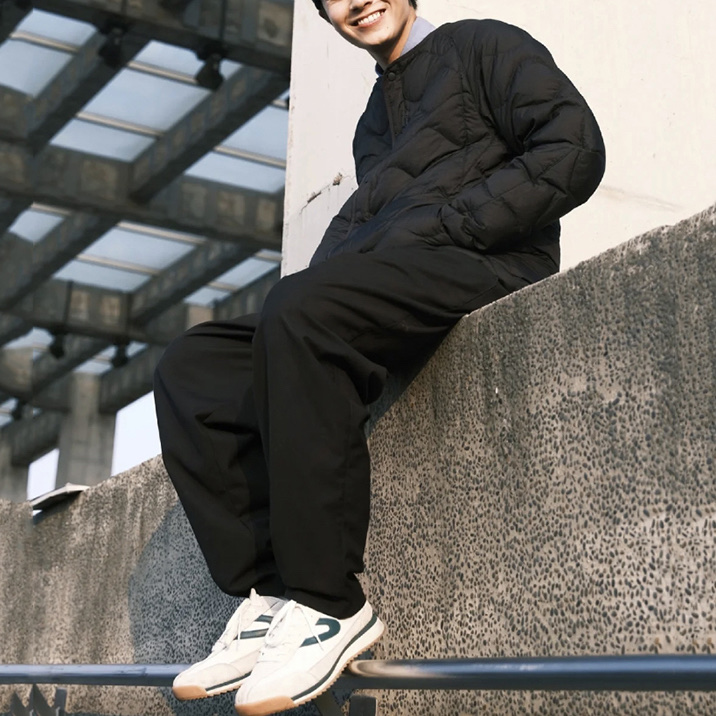 Uniqlo x White Mountaineering WPJ Ultra Light Down Oversized Jacket Black 착용 스타일