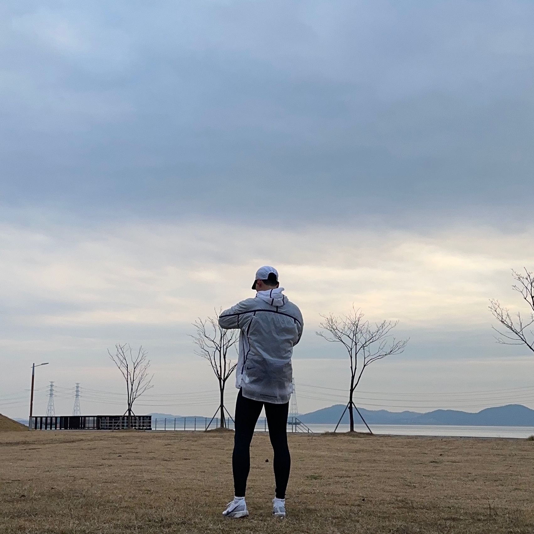 (W) Nike ZoomX Vaporfly Next% 3 White Particle Grey, Nike Dri-Fit ADV Aeroswift Racing Pants Black - Asia 착용 스타일 - 2