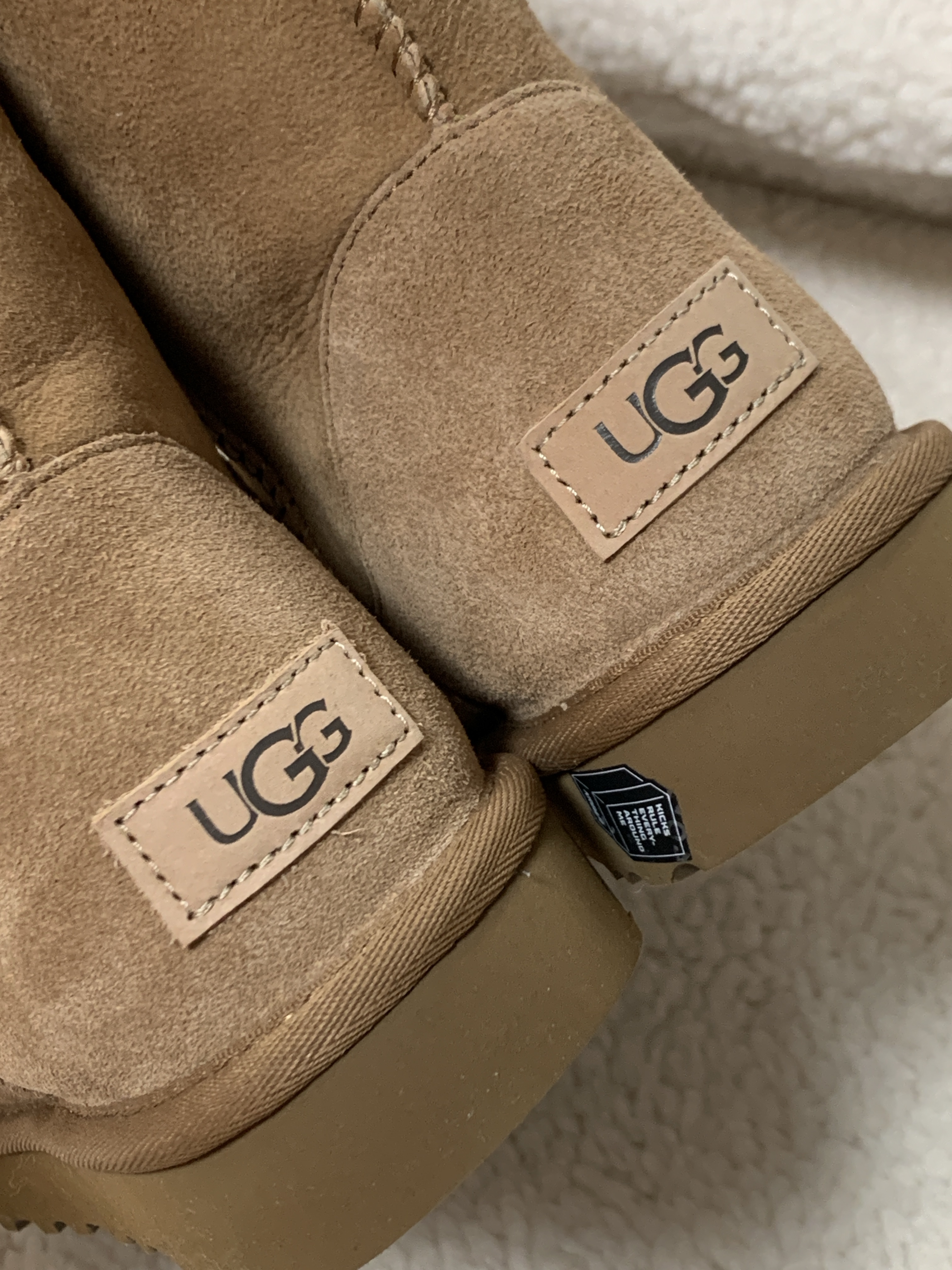(W) UGG Classic Short II Boots Chestnut 착용 스타일 - 9
