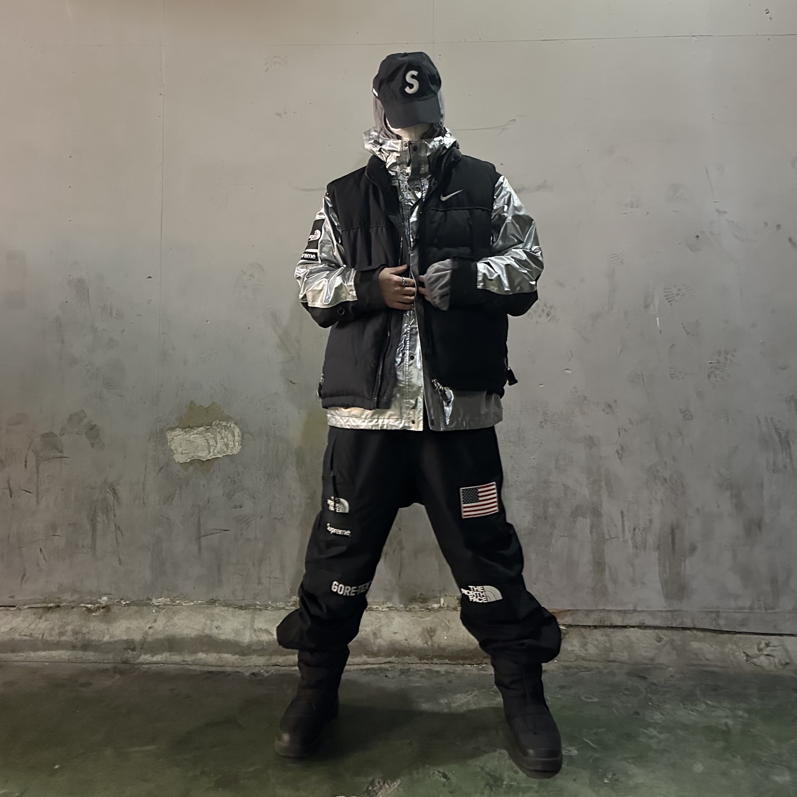 Supreme x The North Face Metallic Mountain Parka Silver - 18SS, Project G/R Crashed Cap City Camo 착용 스타일 - 2