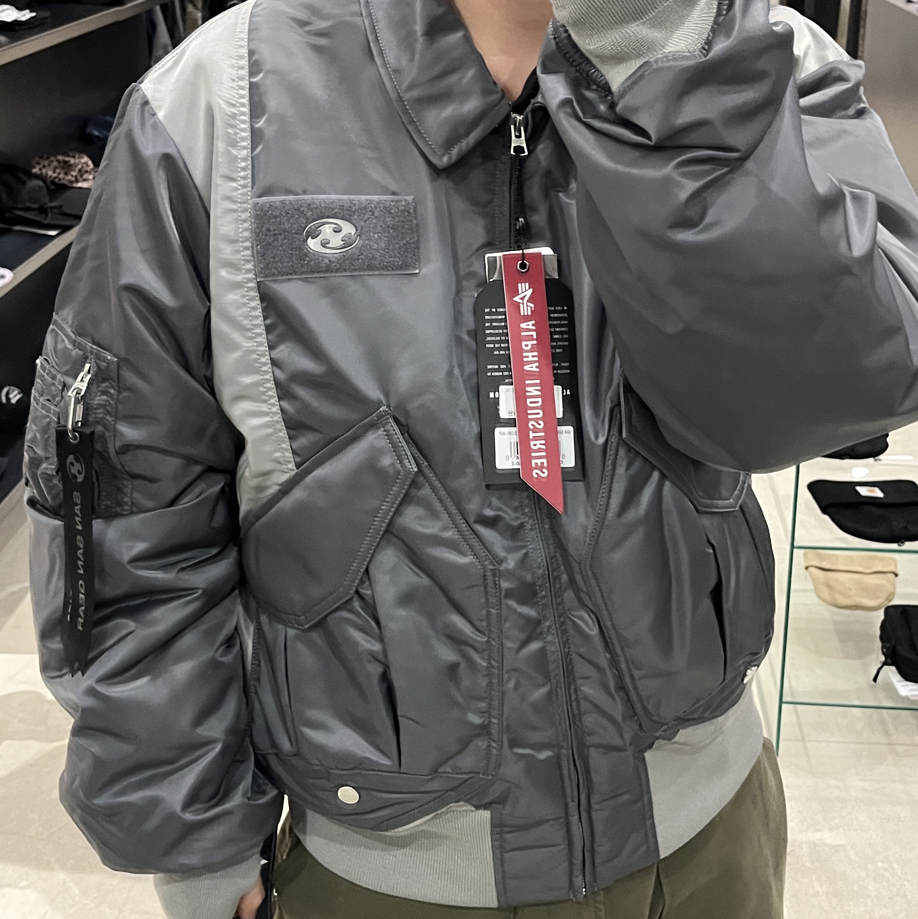 Sansan Gear x Alpha Industries CWU 45/P Flight Jacket Stone Silver - 23FW 착용 스타일