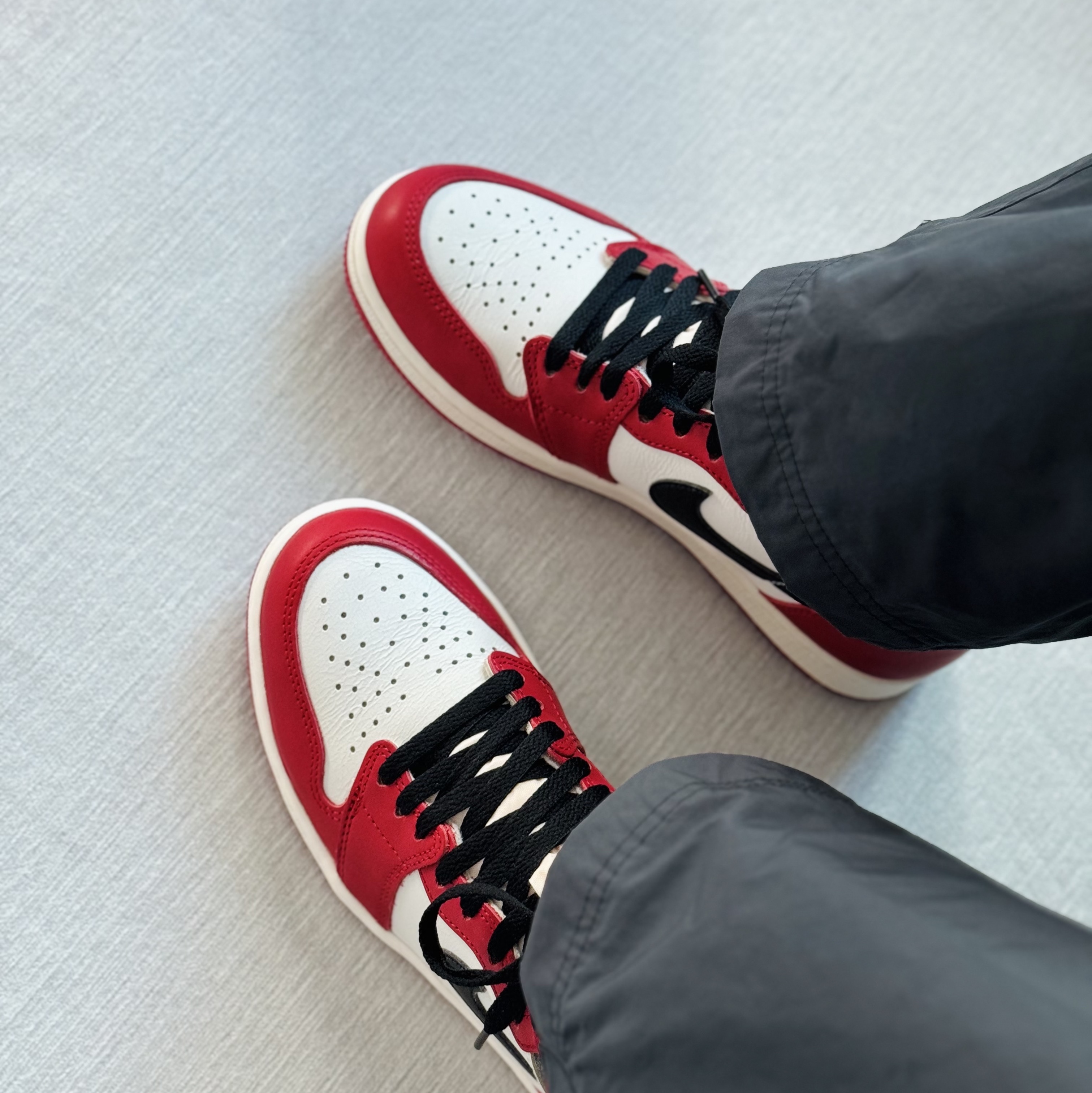 Undermycar Legion.02 Balmacaan Oversized Wool Coat Black, Jordan 1 Retro High OG Chicago 2022 착용 스타일 - 2