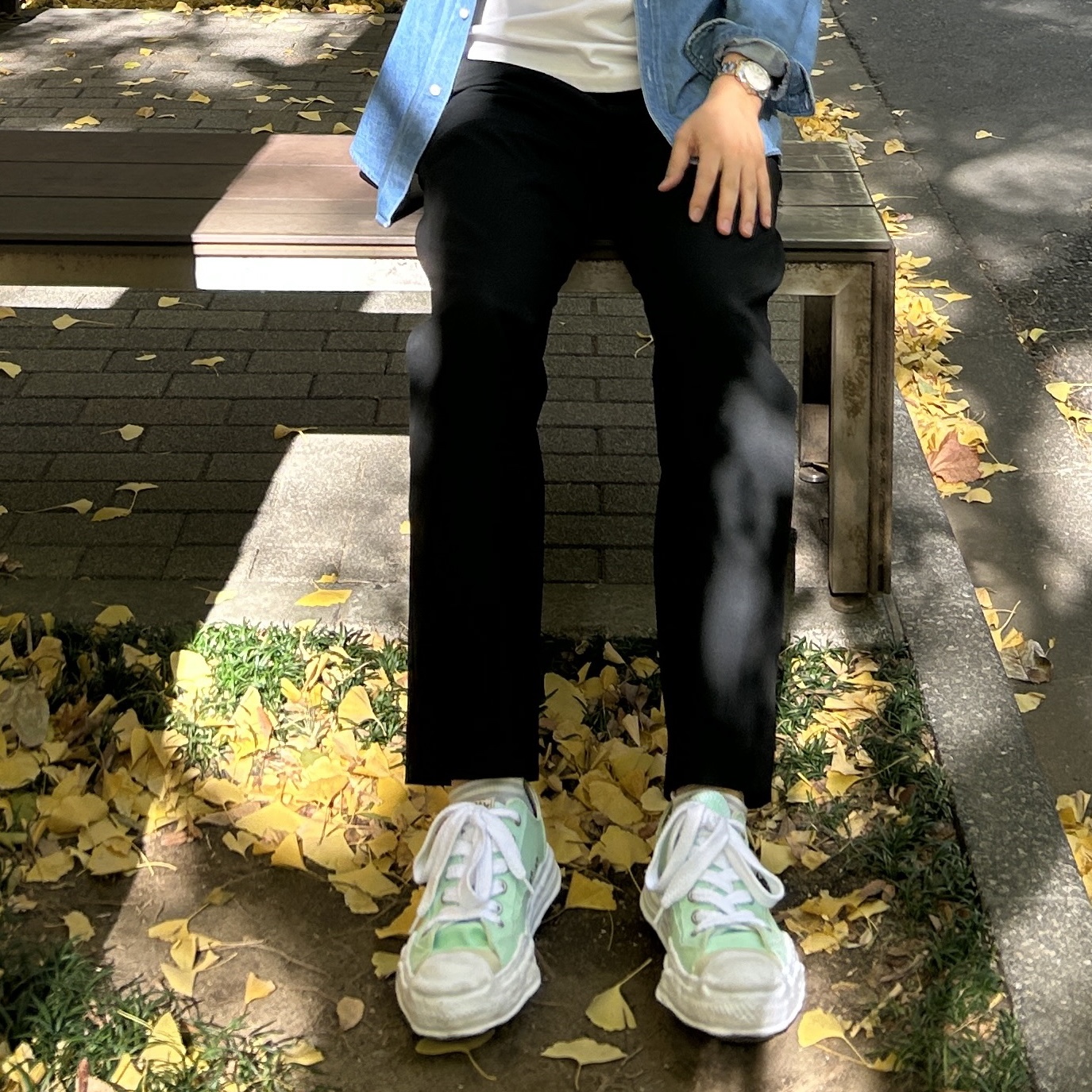 Maison Mihara Yasuhiro Peterson OG Sole Canvas Low Sneakers Light Blue 착용 스타일 - 1