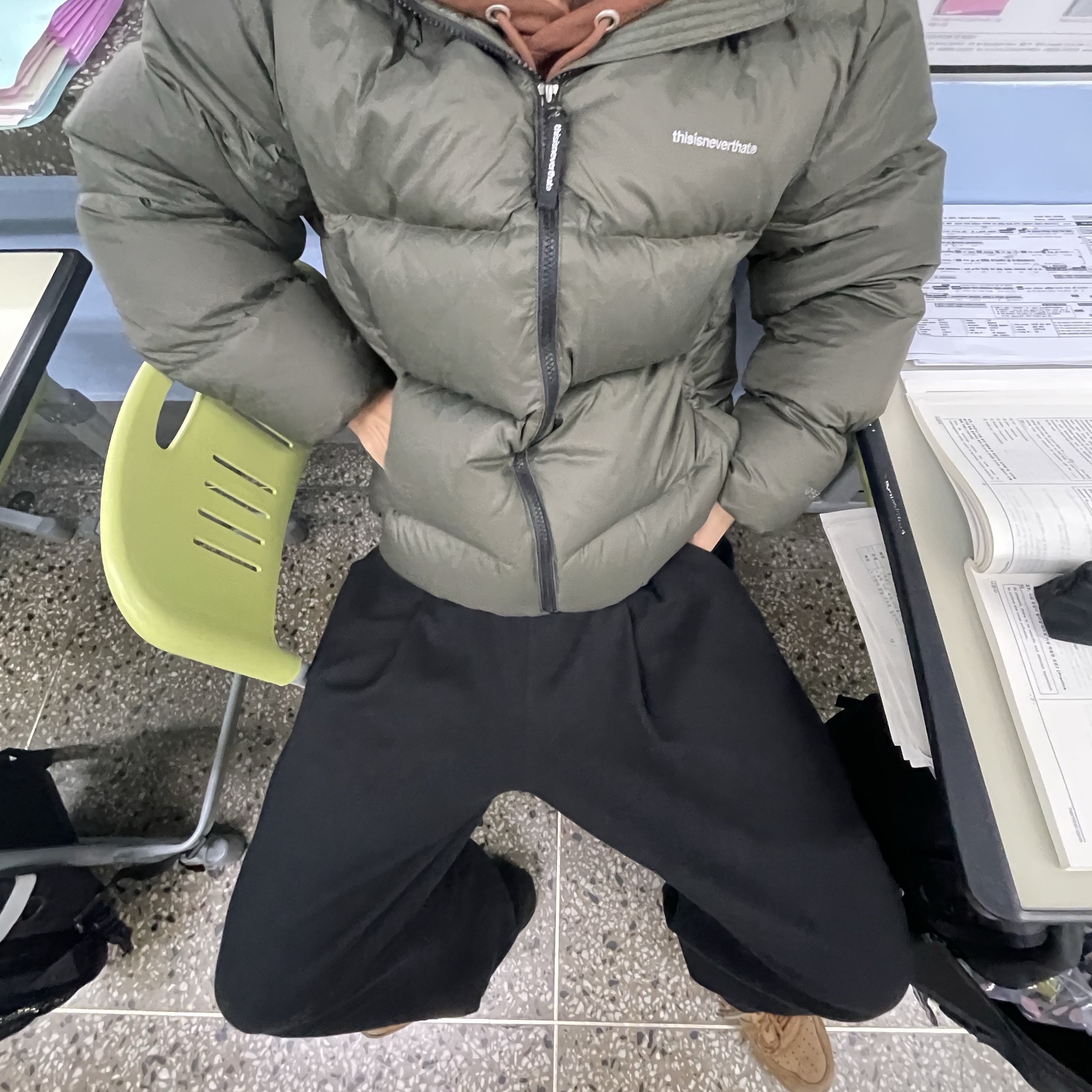 Thisisneverthat Pertex T Down Jacket Olive, The North Face 1996 Eco Nuptse Jacket Real Black 착용 스타일 - 3