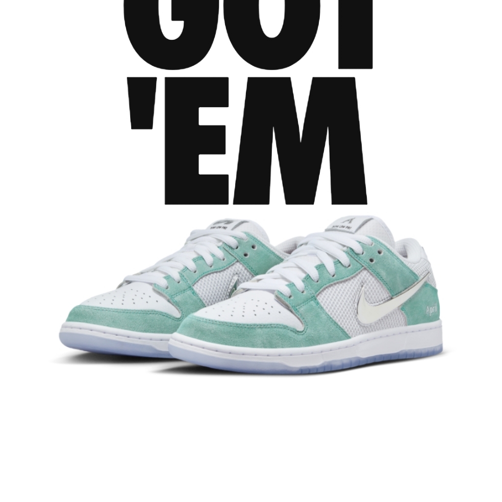 Nike x April Skateboards SB Dunk Low Pro QS Racer Blue Metallic Silver 착용 스타일