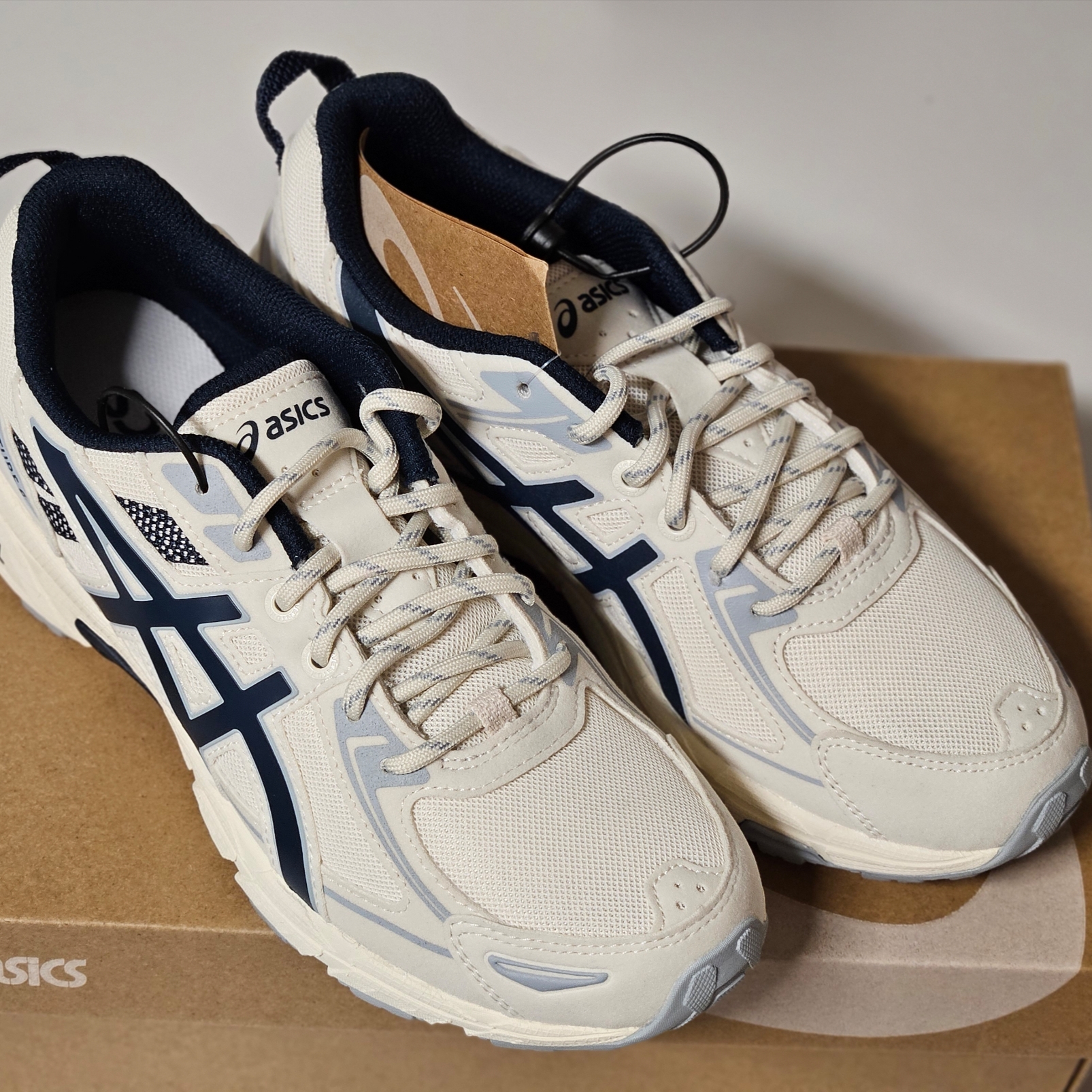 Asics Gel-Venture 6 SPS Birch French Blue 착용 스타일