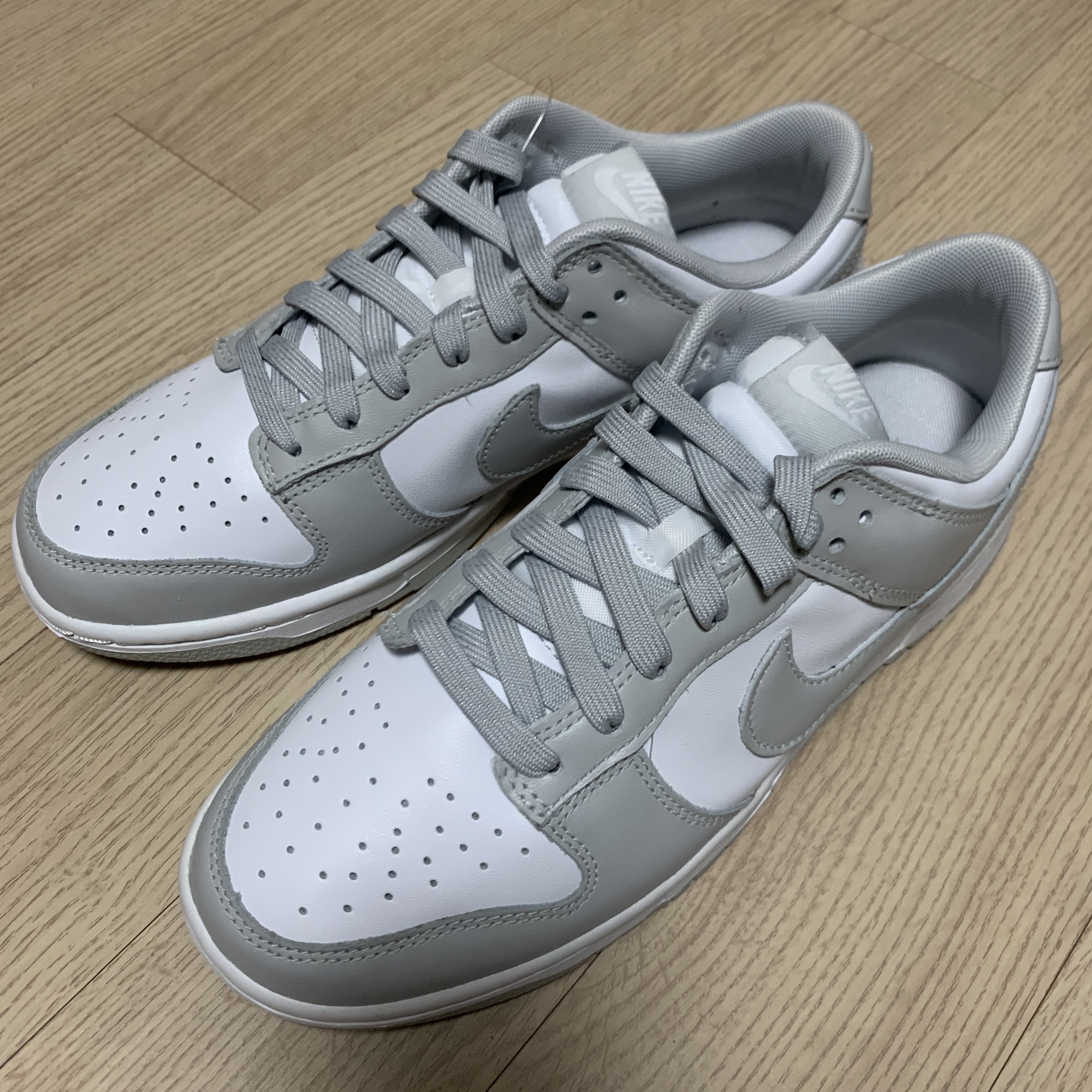 Nike Dunk Low Retro Grey Fog 착용 스타일