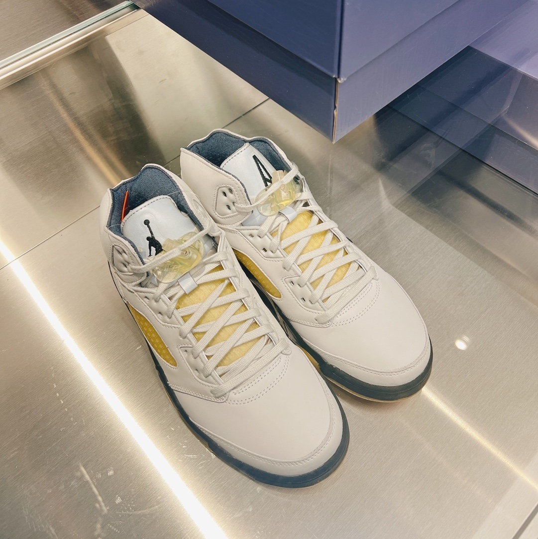 (W) Jordan 5 x A Ma Maniere Retro Dawn 착용 스타일 - 1