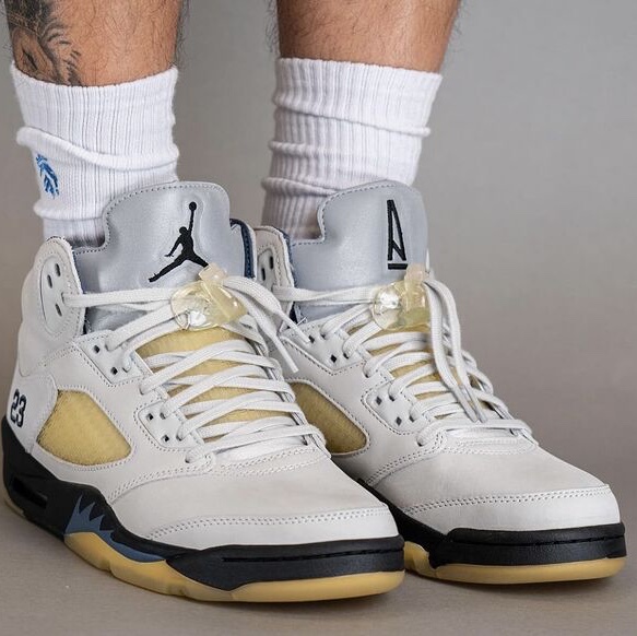 (W) Jordan 5 x A Ma Maniere Retro Dawn 착용 스타일 - 1