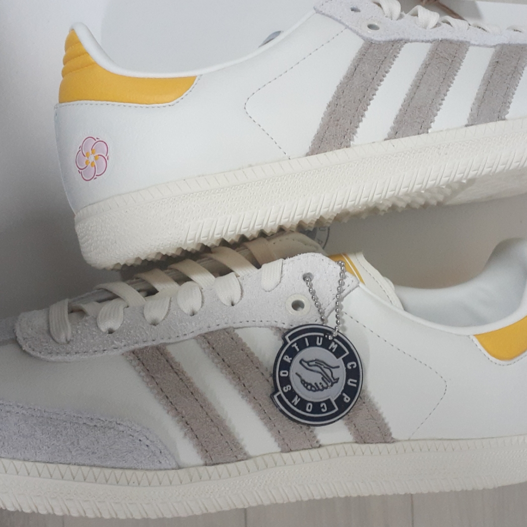 Adidas x Kasina Samba Consortium Cup Off White Trace Khaki 착용 스타일 - 1