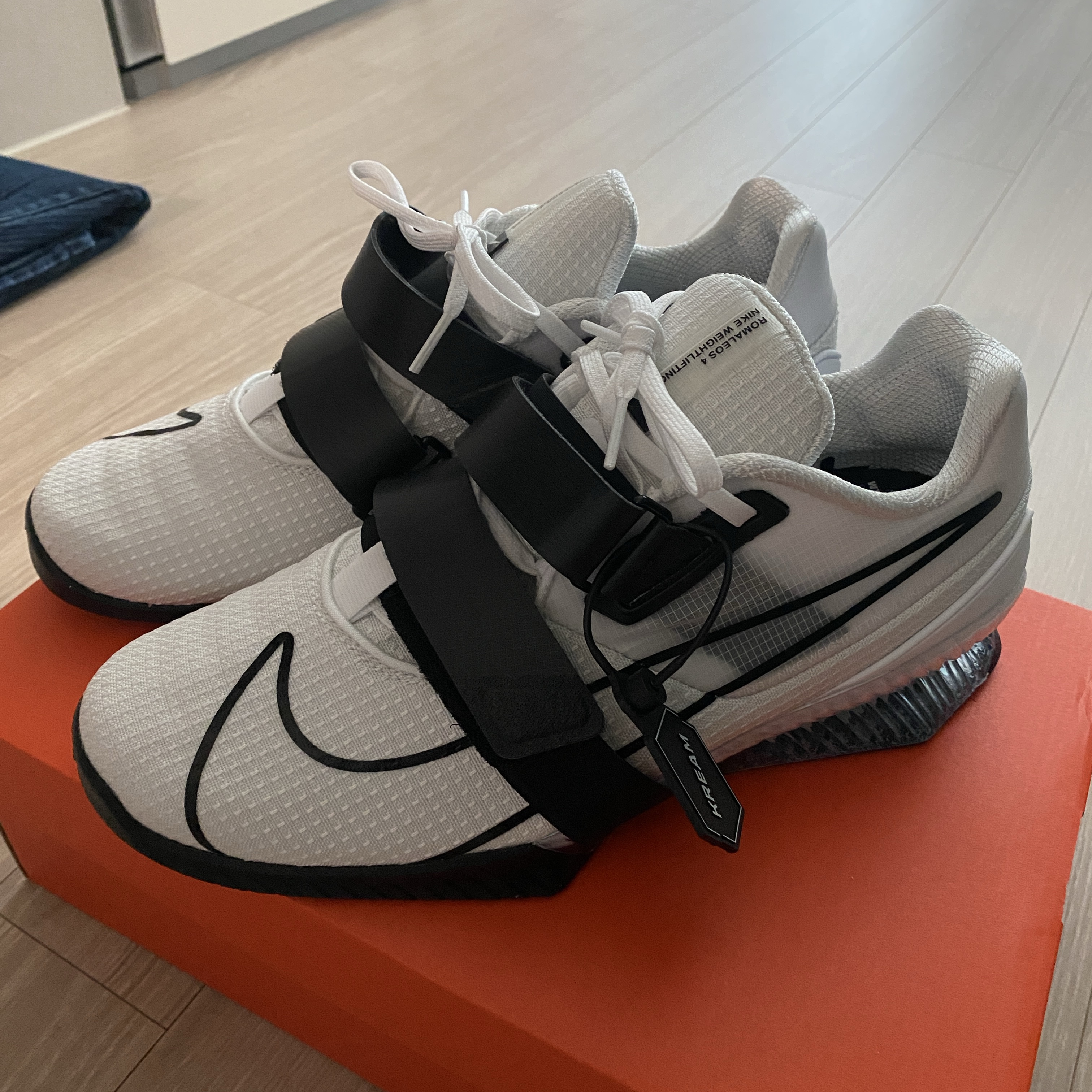 Nike Romaleos 4 White 착용 스타일