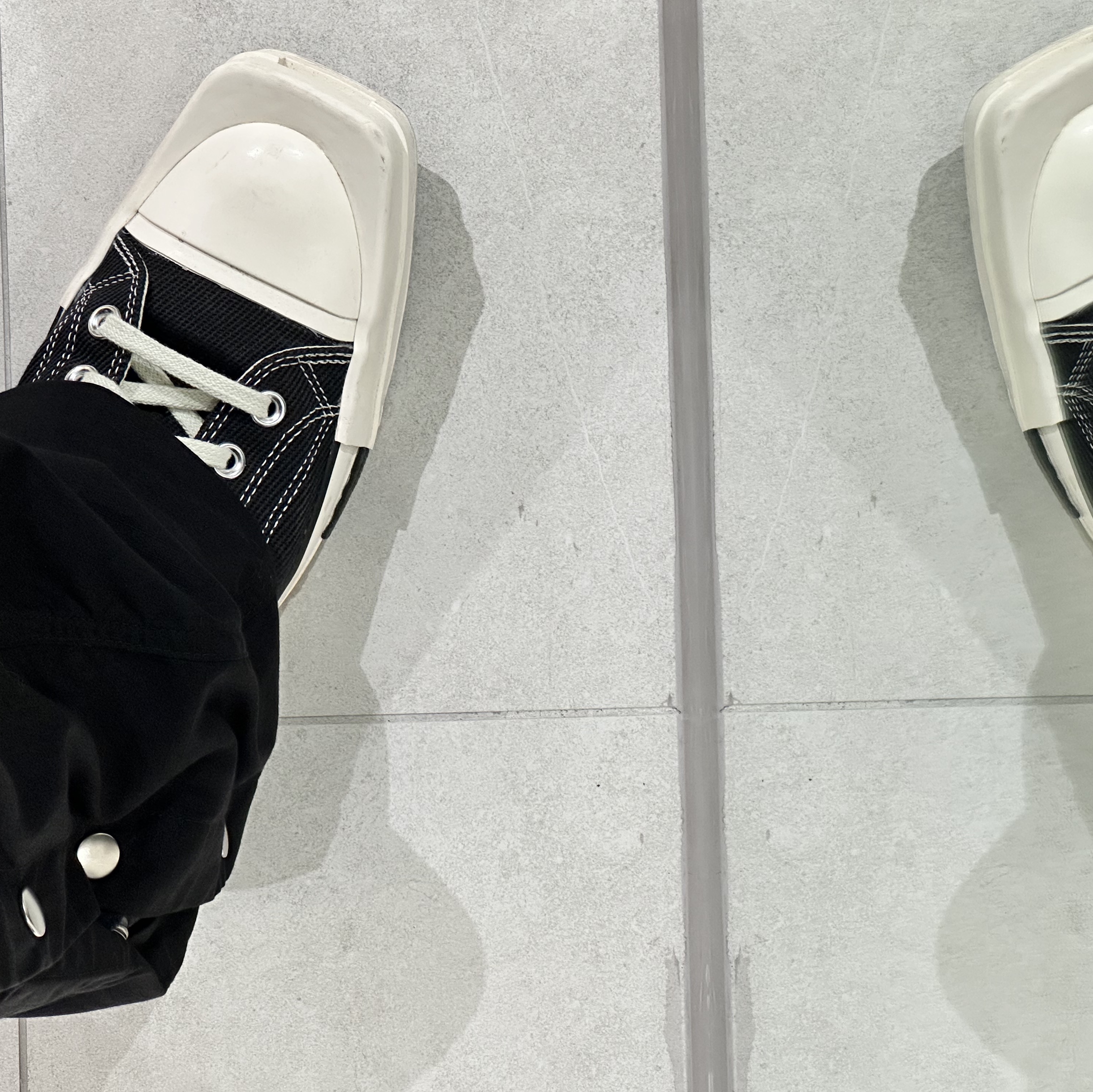 Converse x Drkshdw Turbodrk Chuck 70 Hi Black 착용 스타일 - 1