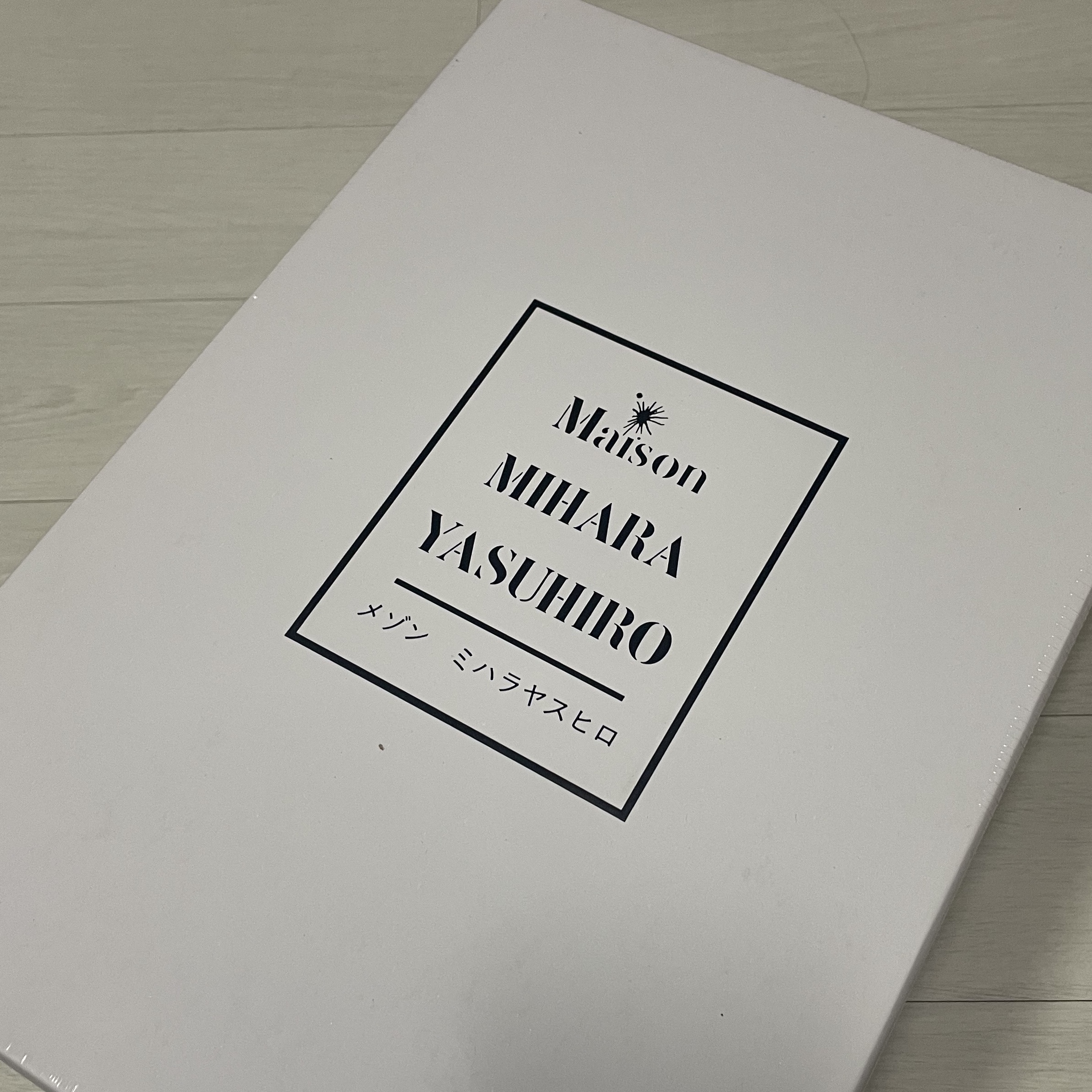Maison Mihara Yasuhiro Blakey OG Sole Canvas Low-top Sneakers Black White 착용 스타일 - 3