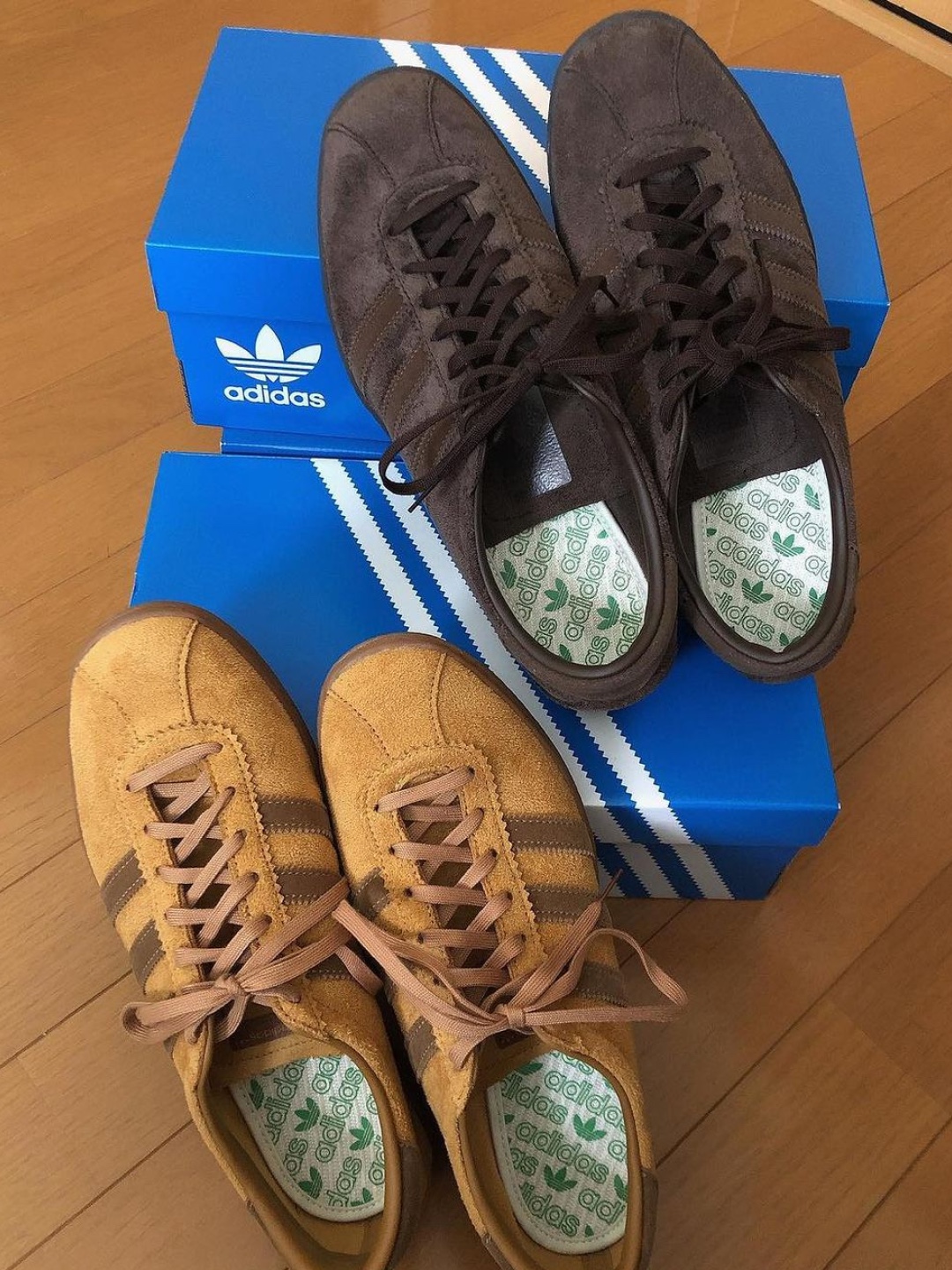 Adidas Tobacco Pantone Mesa, Adidas Tobacco Gruen Dark Brown 착용 스타일 - 5