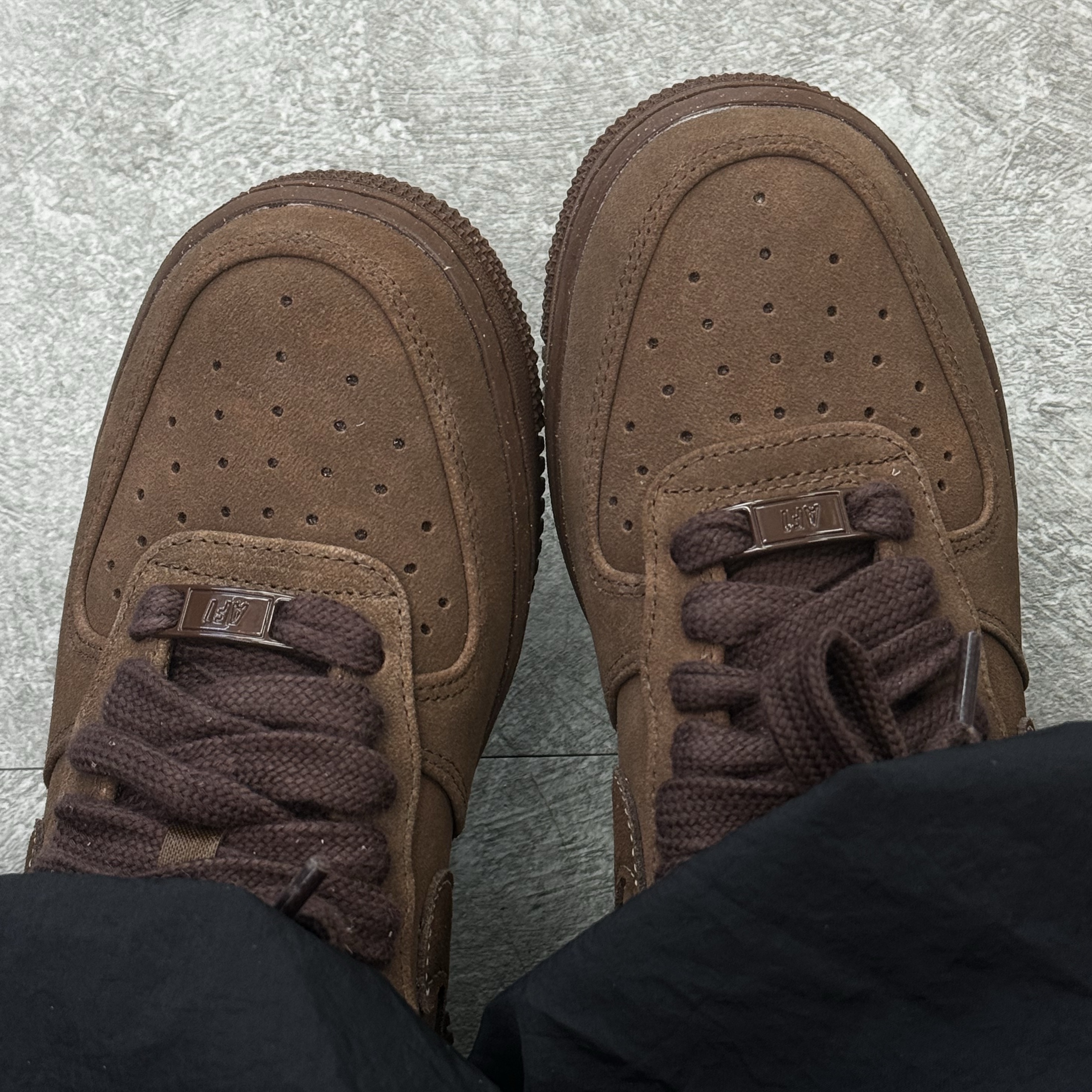 (W) Nike Air Force 1 '07 Cacao Wow 착용 스타일