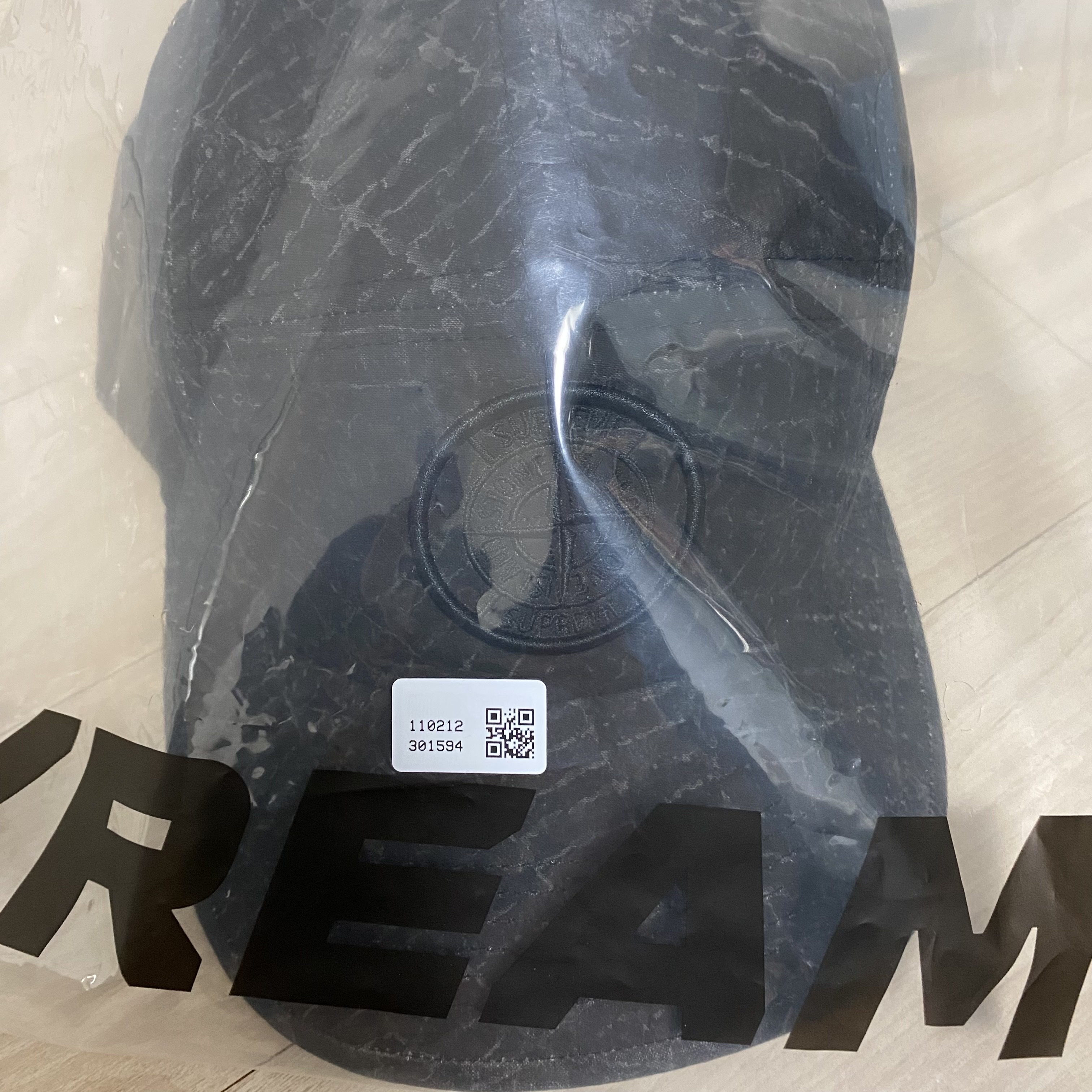 Supreme x Stone Island Camp Cap Black - 23FW 착용 스타일