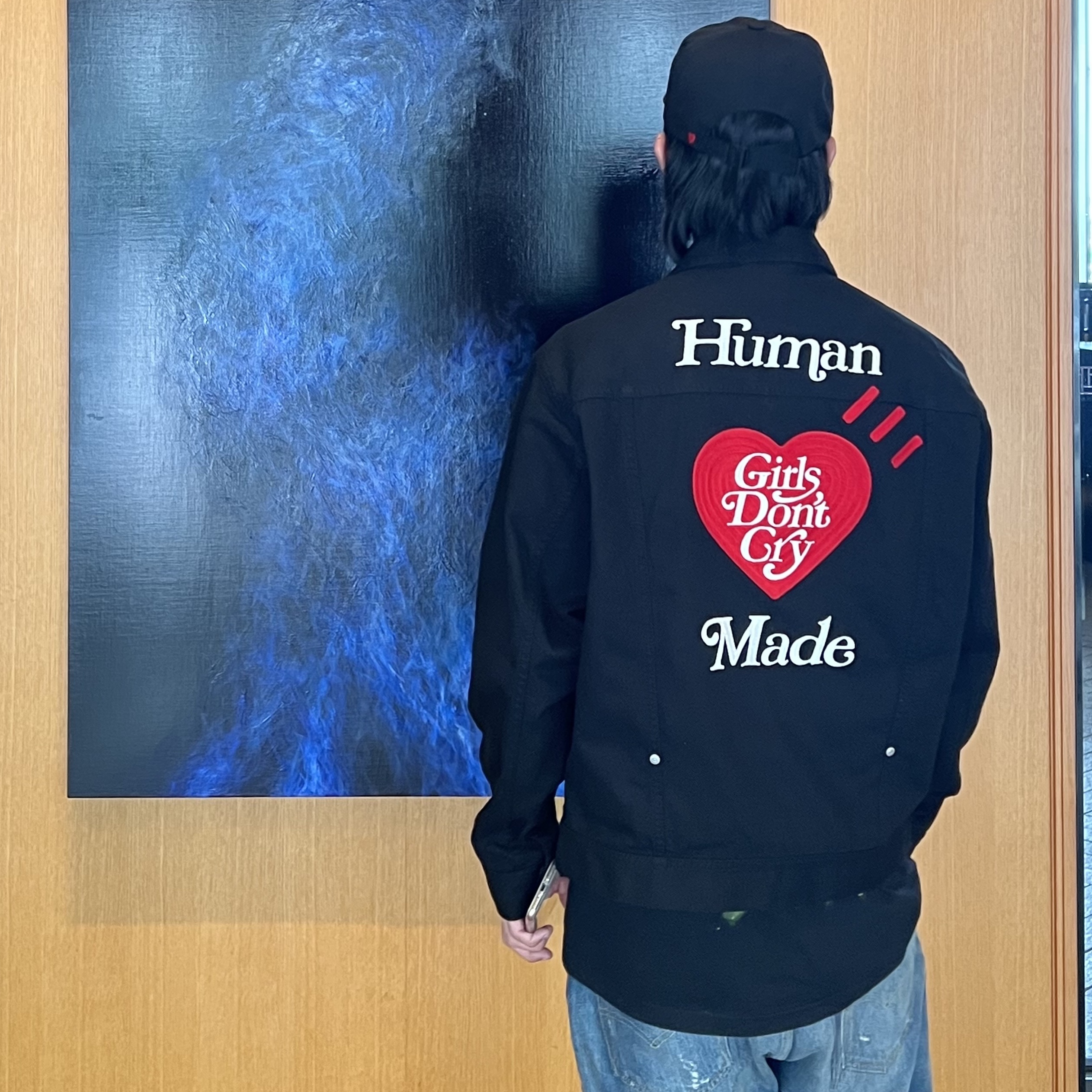 Human Made x Verdy Girls Don't Cry Work Jacket Black 착용 스타일 - 2