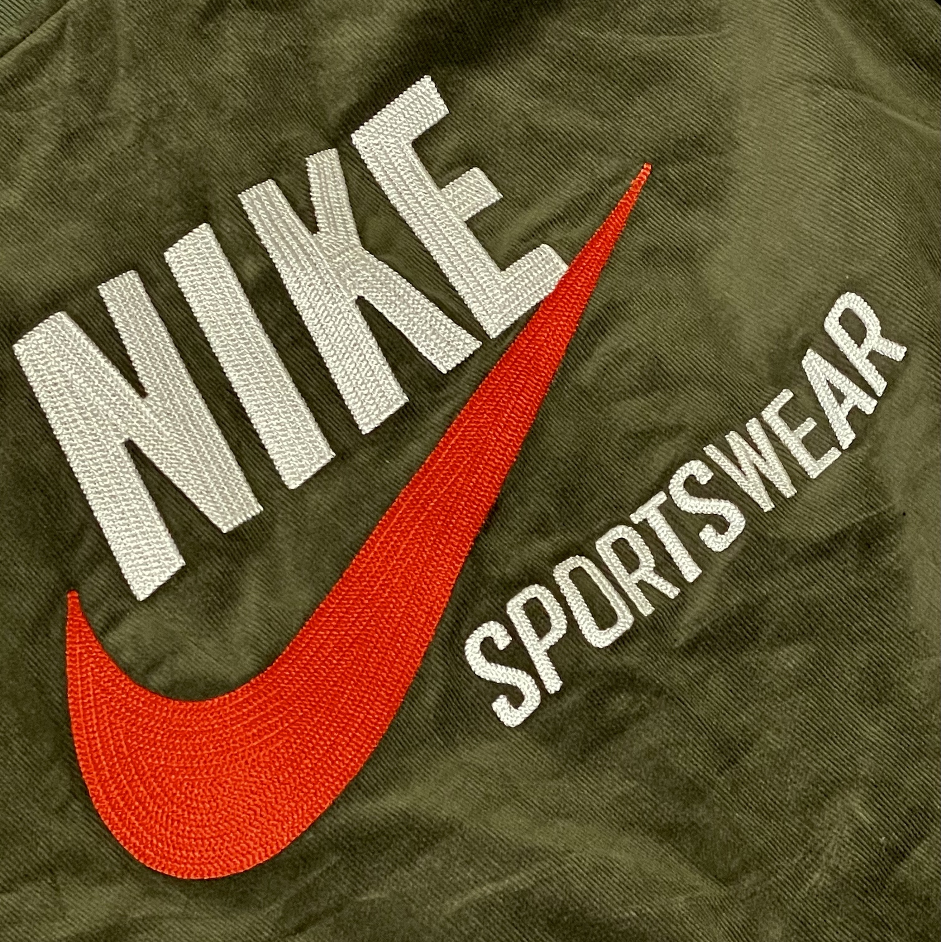 Nike NSW Trend Bomber Jacket Cargo Khaki - US/EU, Nike NSW Trend Bomber Jacket Black - US/EU 착용 스타일 - 1