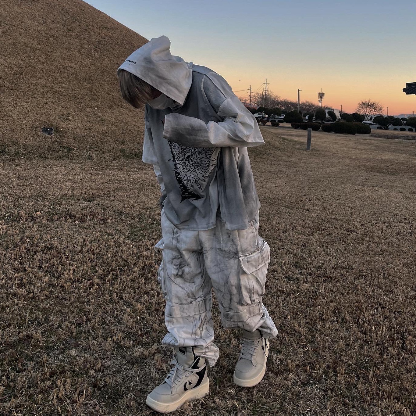 Converse x Drkshdw Turbowpn Pelican 착용 스타일 - 1