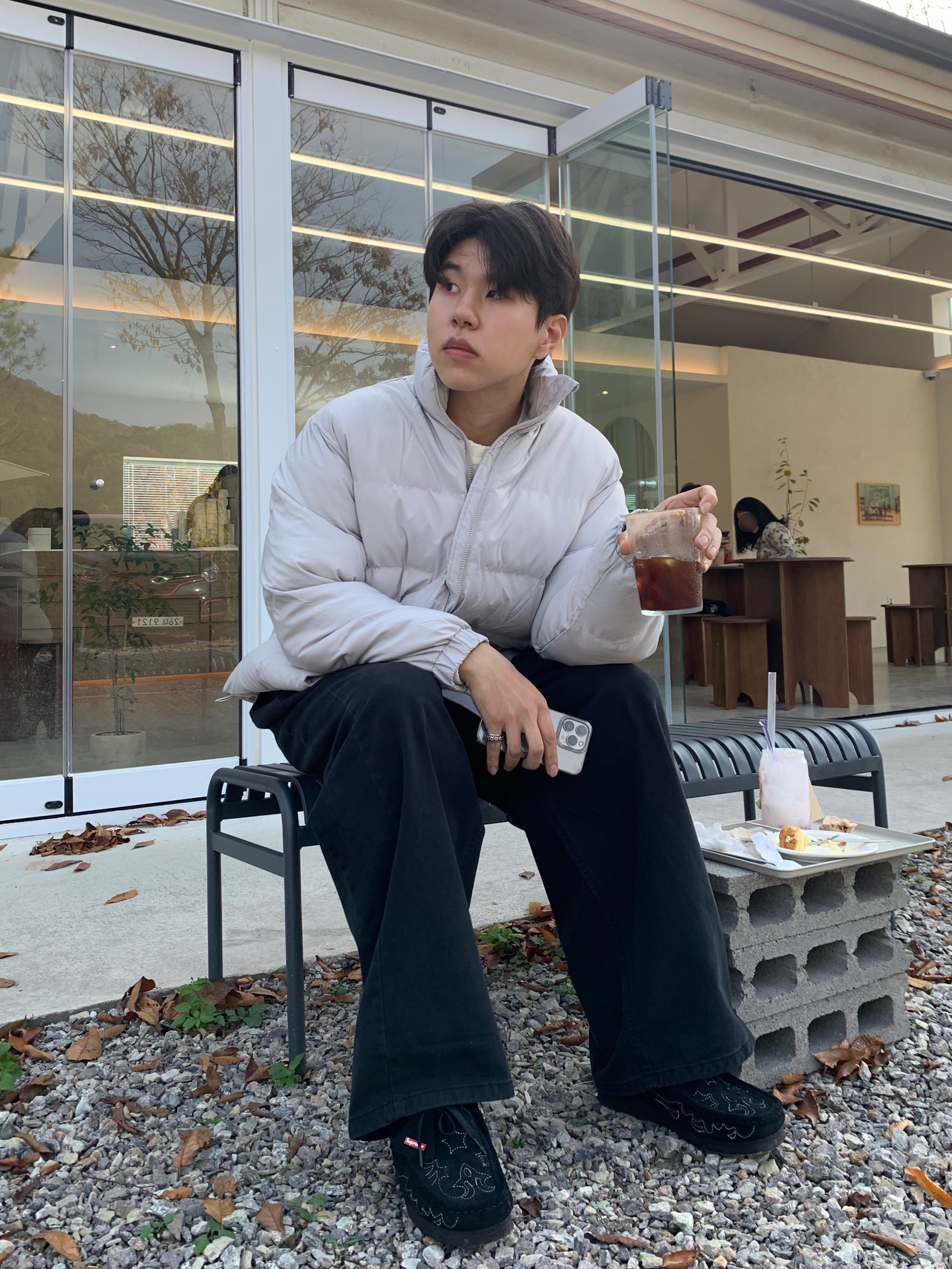 Clarks x Supreme Wallabee Black, Nike x Comme des Garcons Homme Plus Air Foamposite One Black 착용 스타일 - 3