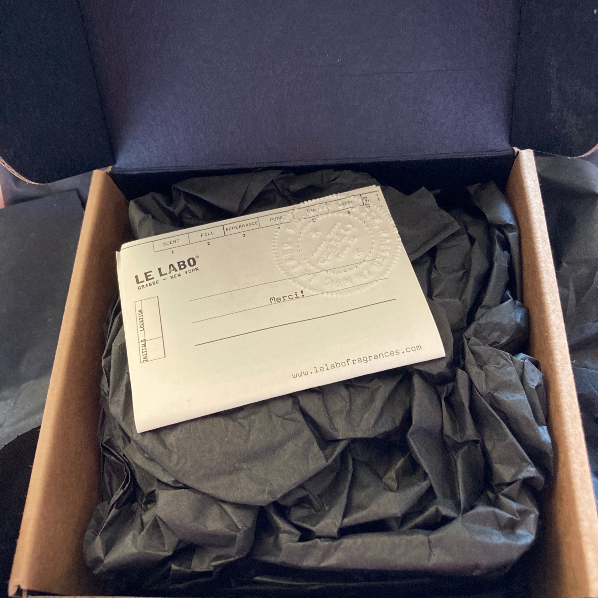 Le Labo Santal 33 Eau De Parfum 50ml 착용 스타일 - 2