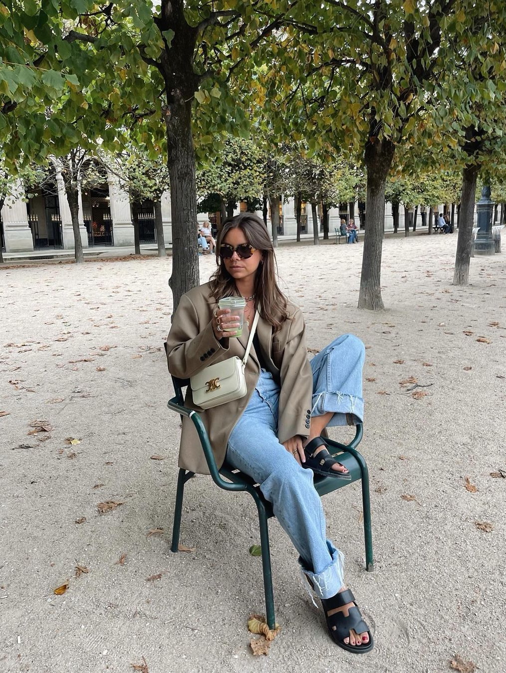 Celine Teen Triomphe Bag in Shiny Calfskin Ice Blue, Celine Teen Triomphe Bag in Shiny Calfskin Limestone 착용 스타일 - 3