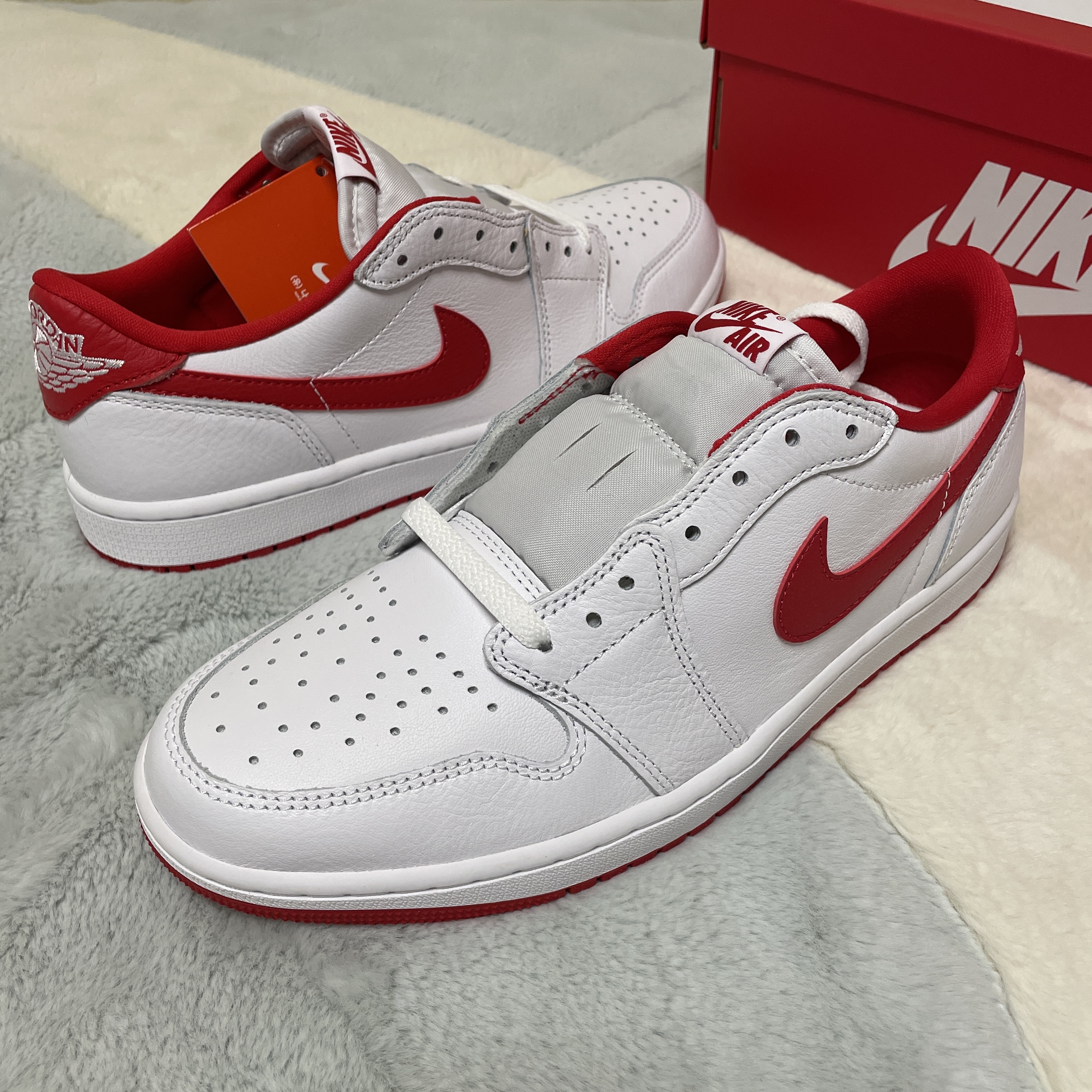 Jordan 1 Retro Low OG University Red 착용 스타일