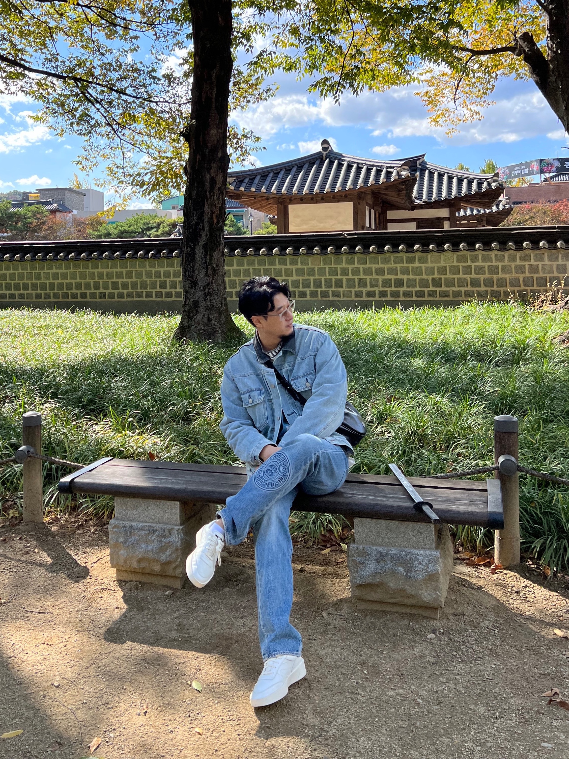 Stussy x Levi's Embossed 501 Jean Indigo, Stussy x Levi's Embossed Trucker Jacket Indigo 착용 스타일