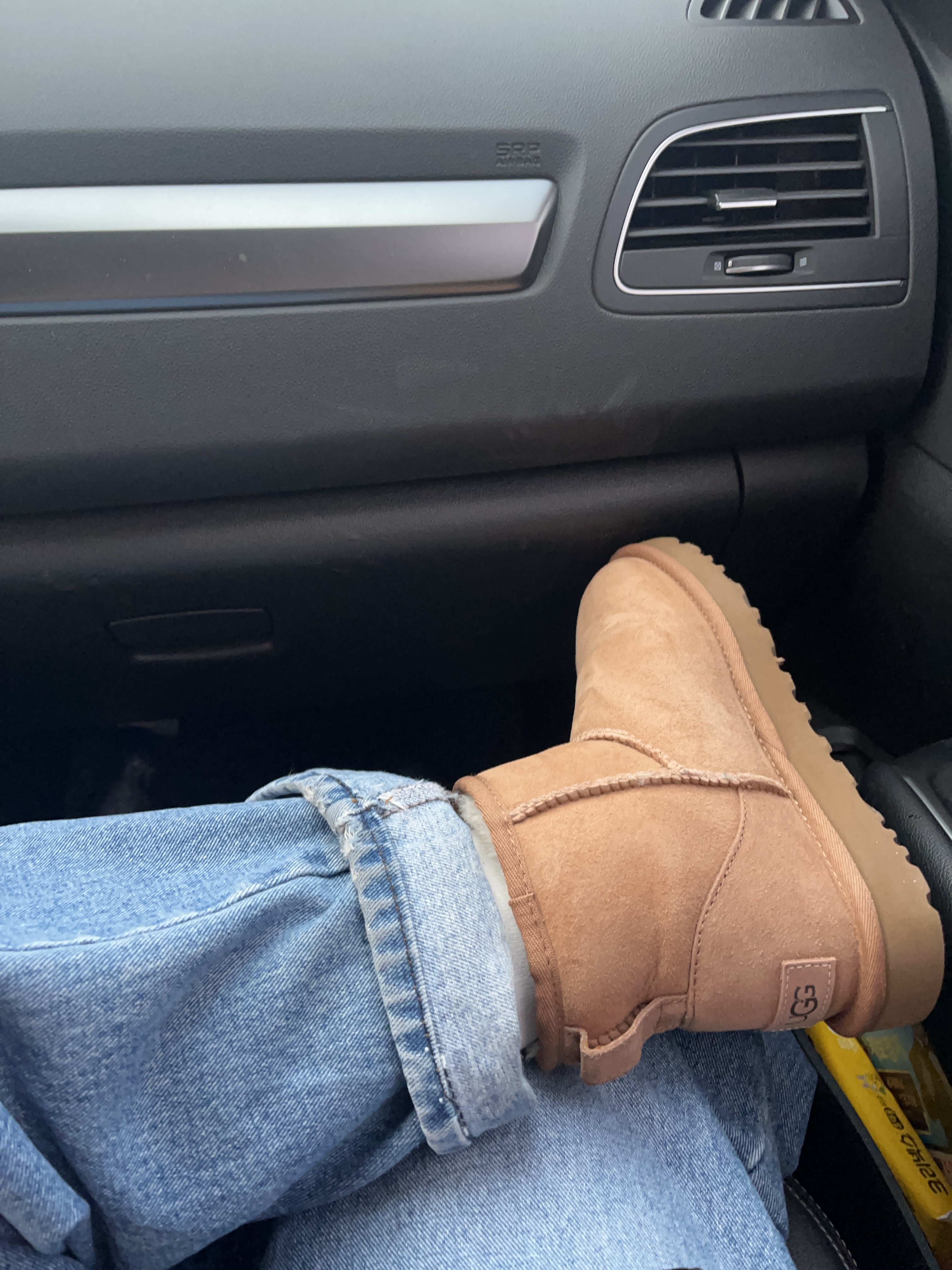 (W) UGG Classic Mini II Boots Chestnut 착용 스타일 - 2