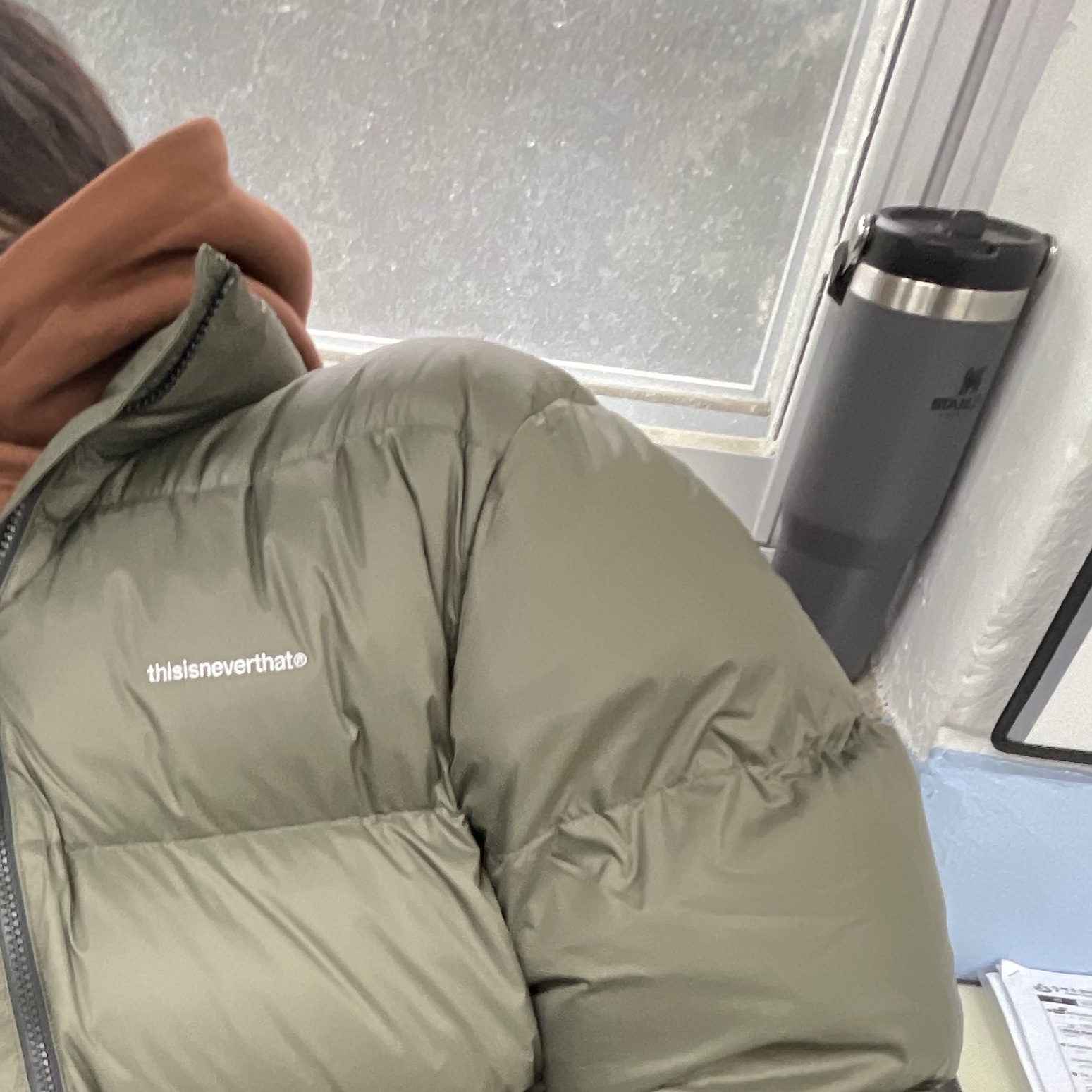 Thisisneverthat Pertex T Down Jacket Olive, The North Face 1996 Eco Nuptse Jacket Real Black 착용 스타일 - 1
