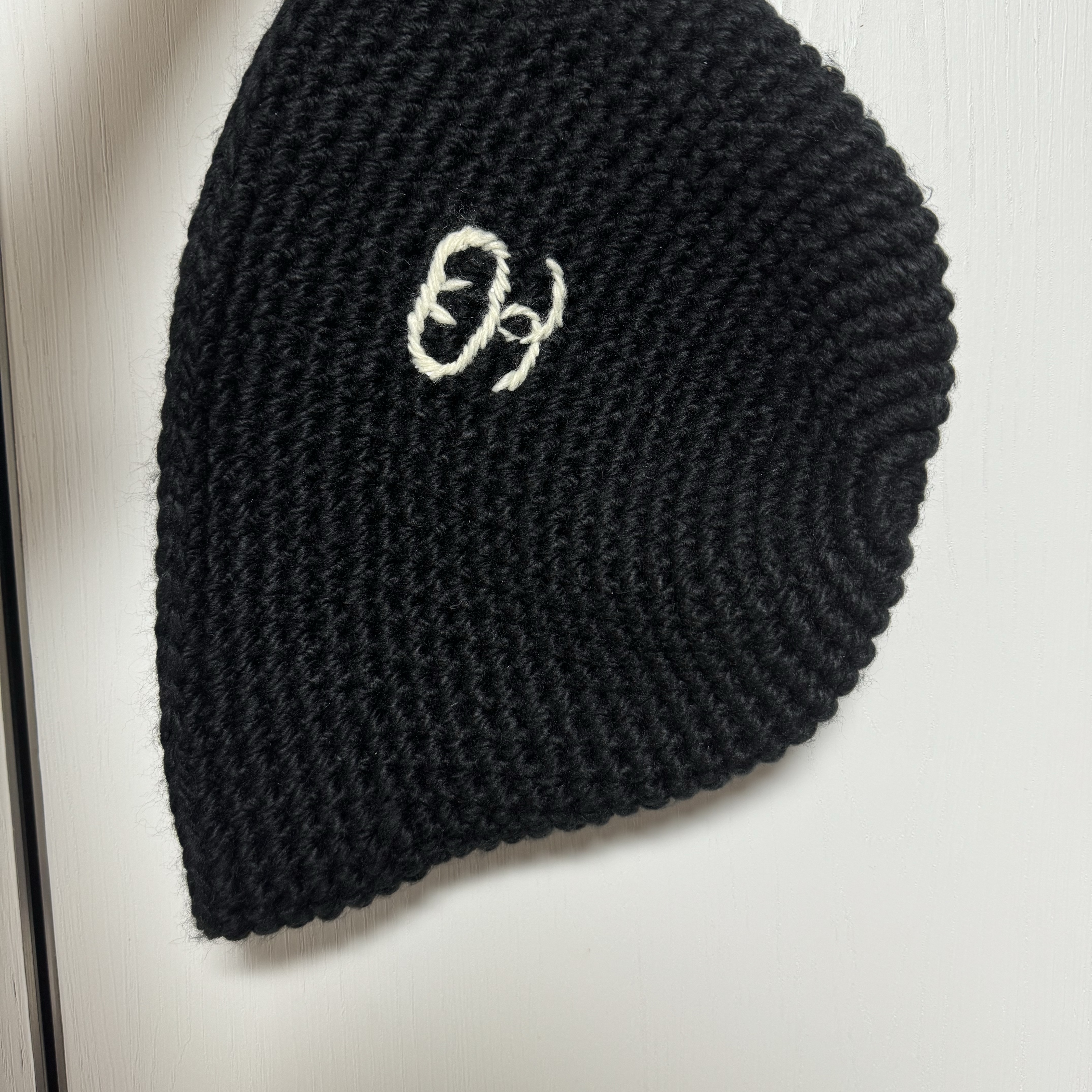 Stussy SS Link Knit Bucket Hat Black 착용 스타일