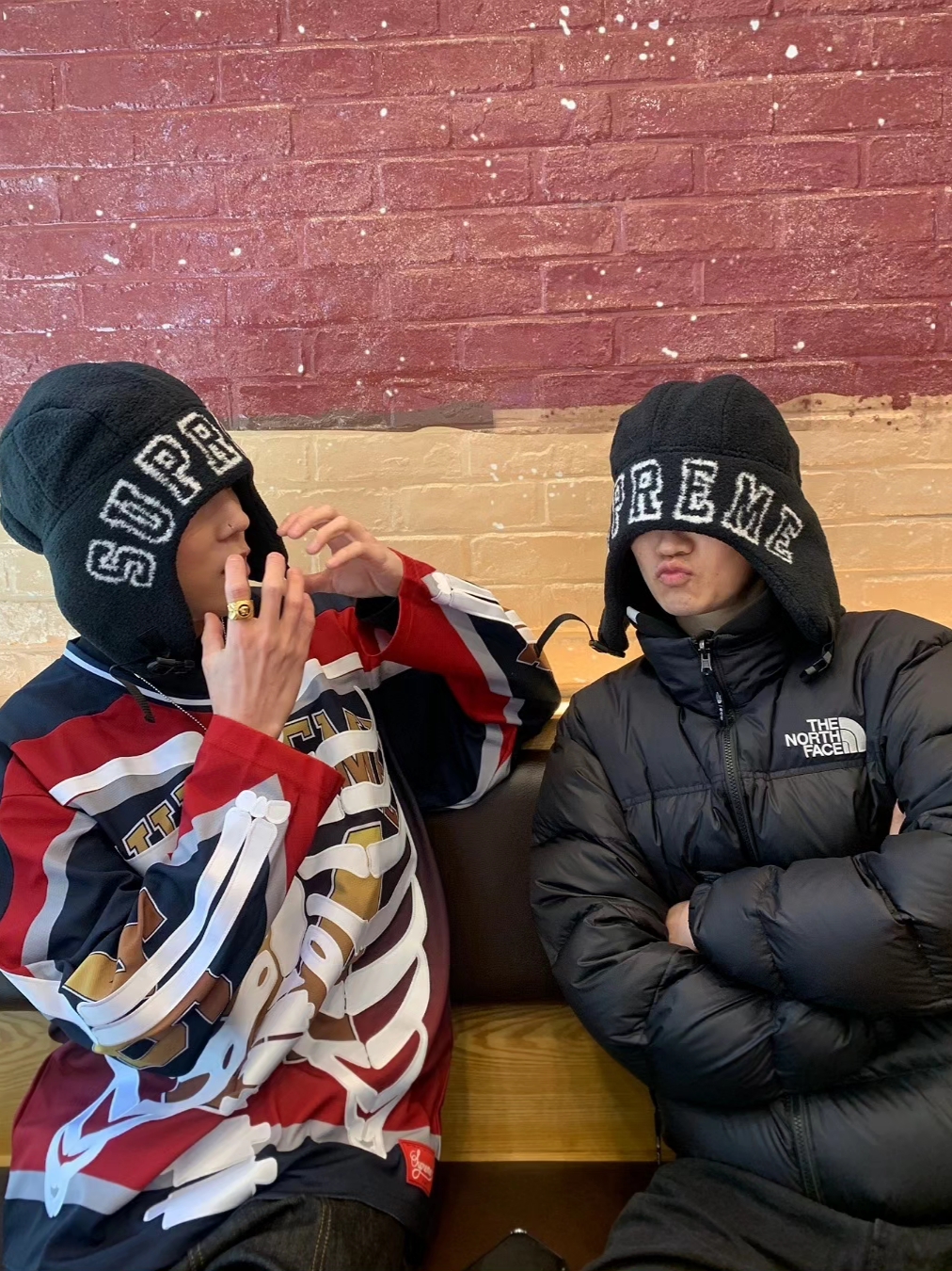 Supreme Shearling Trooper Black - 23FW, The North Face 1996 Eco Nuptse Jacket Black 착용 스타일 - 2