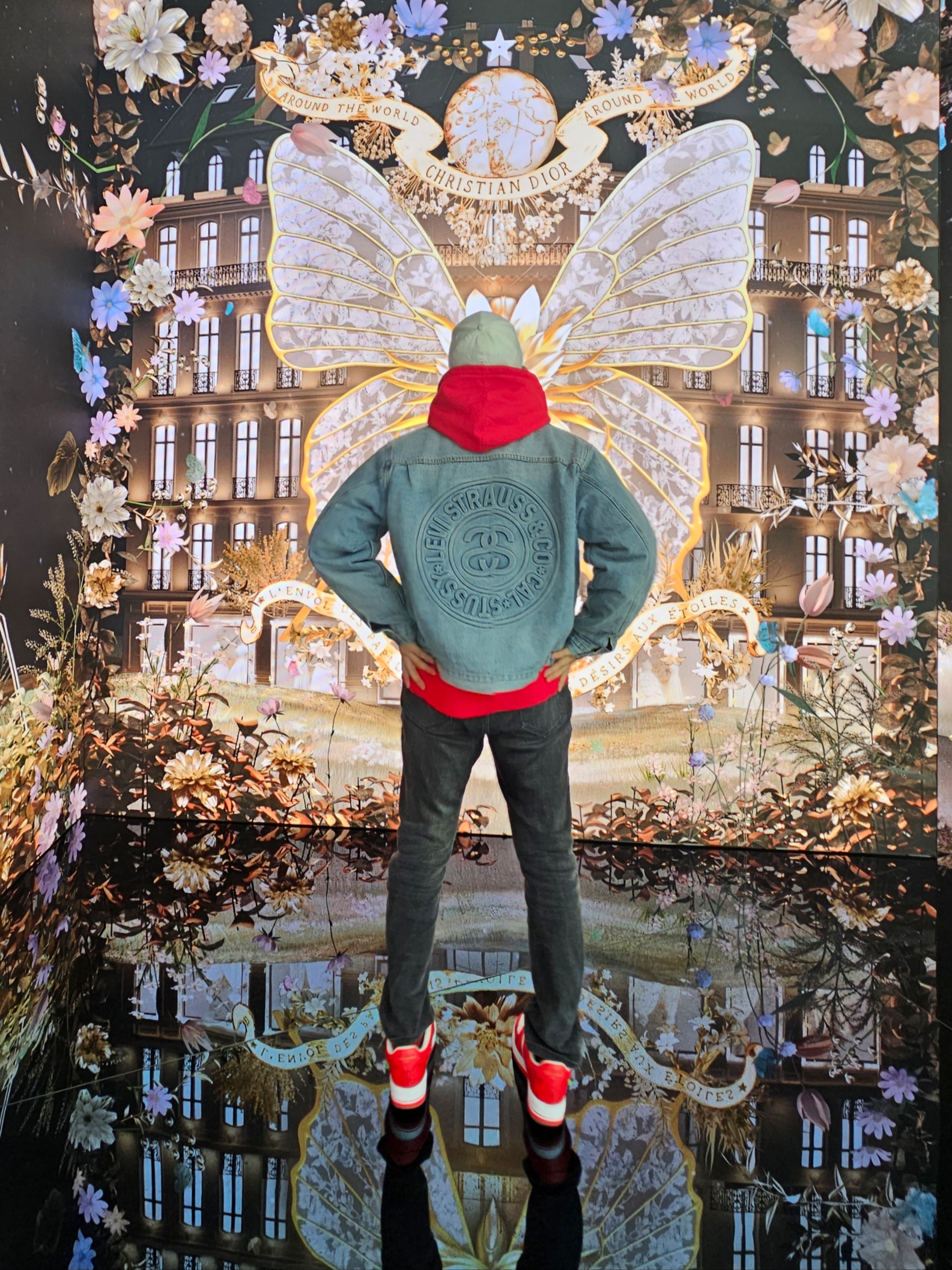 Louis Vuitton x Nike Air Force 1 Low by Virgil Abloh White Comet Red, Stussy x Levi's Embossed Trucker Jacket Indigo 착용 스타일 - 2