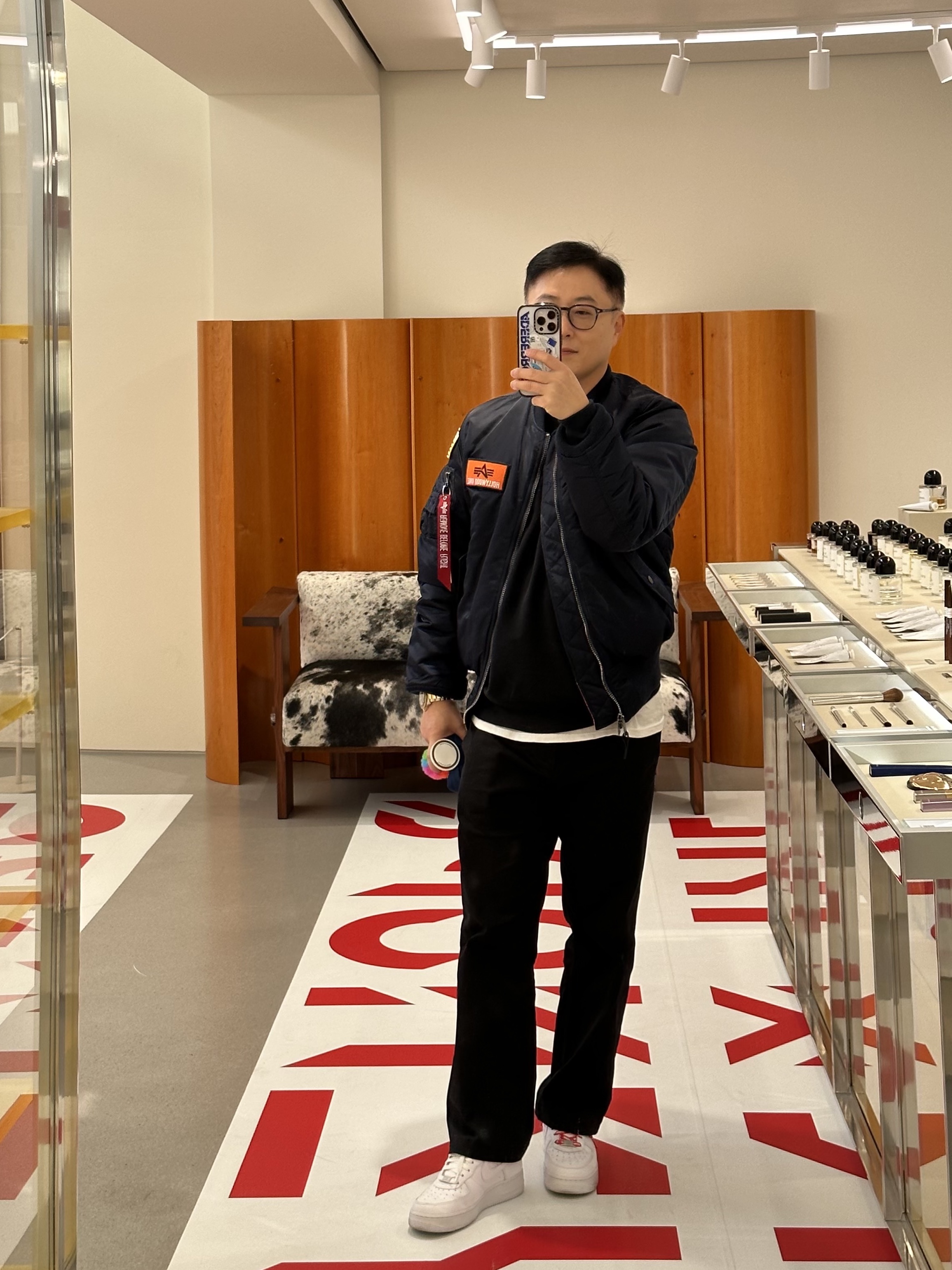 Nike x Supreme Air Force 1 Low White 착용 스타일