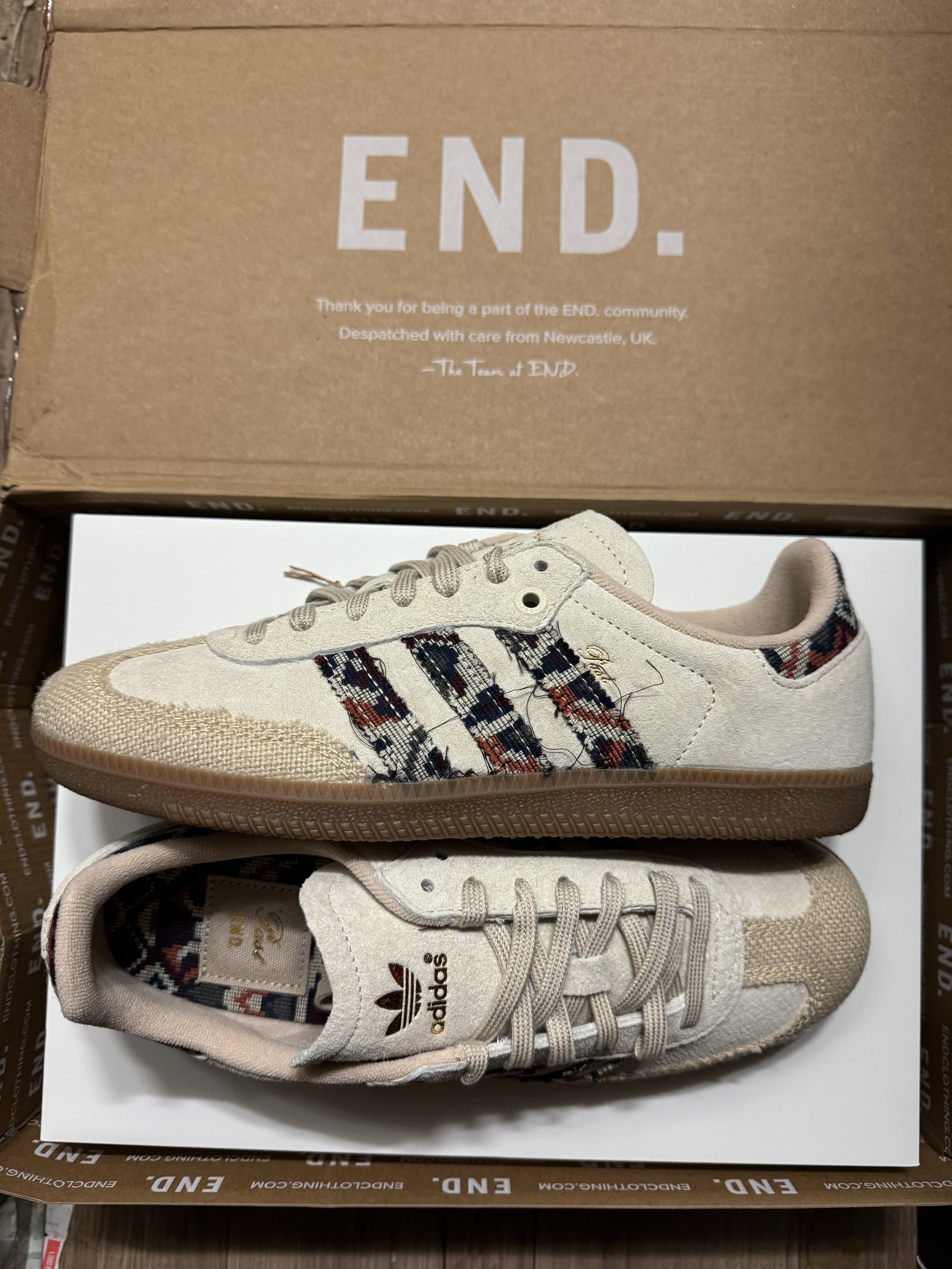 Adidas x END. Samba Consortium Cup Ecru Tint Supplier Color 착용 스타일 - 2