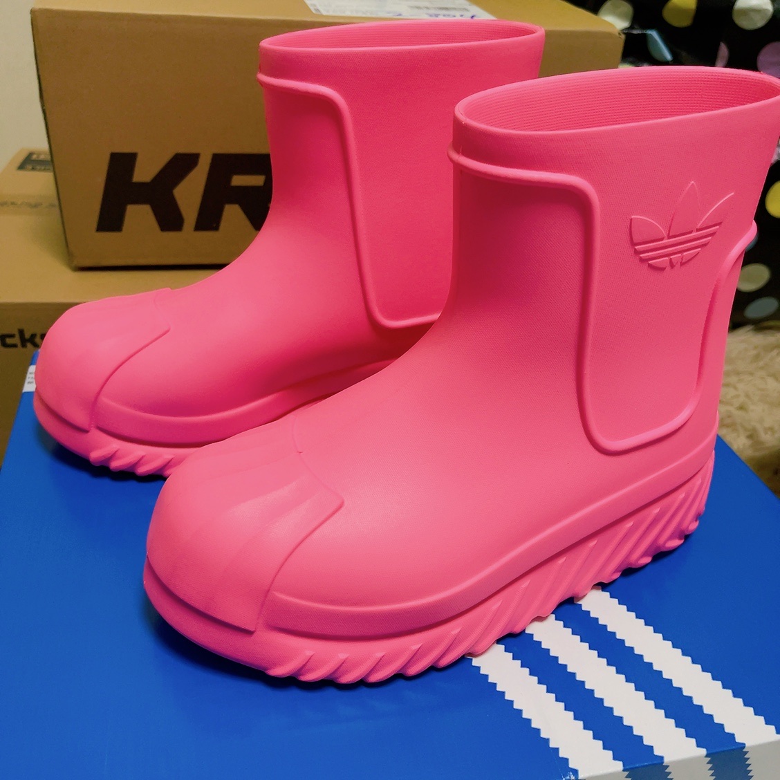 (W) Adidas Adifom Superstar Boot Pink 착용 스타일 - 1