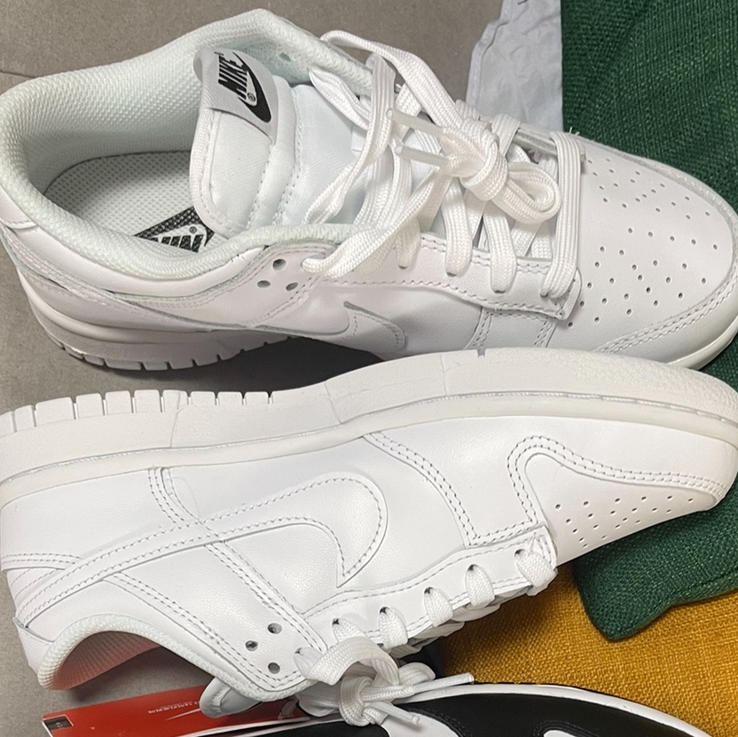 (W) Nike Dunk Low Triple White 착용 스타일