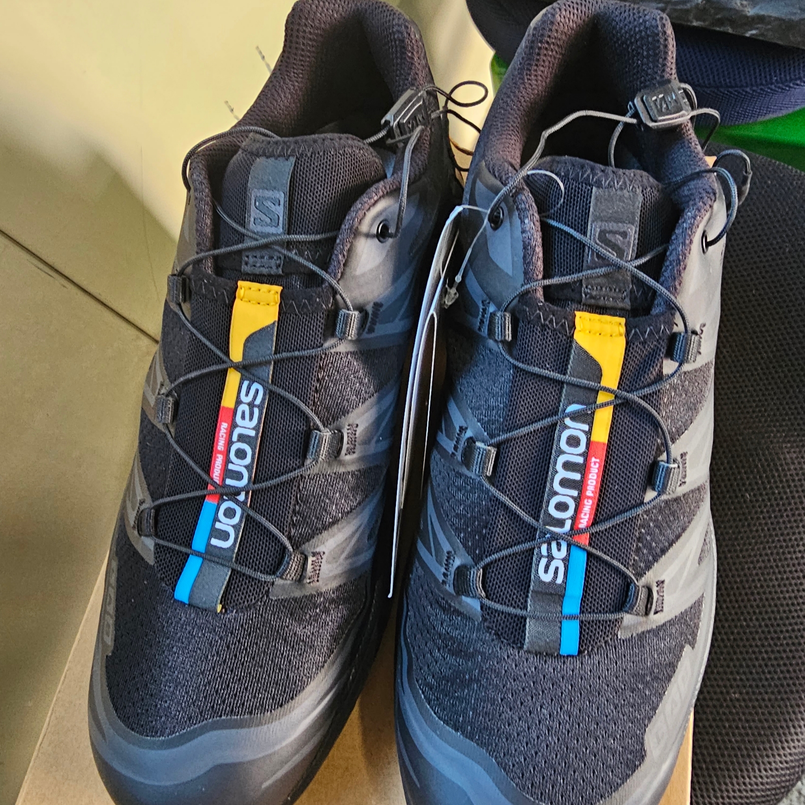 Salomon XT-6 ADV Black 착용 스타일