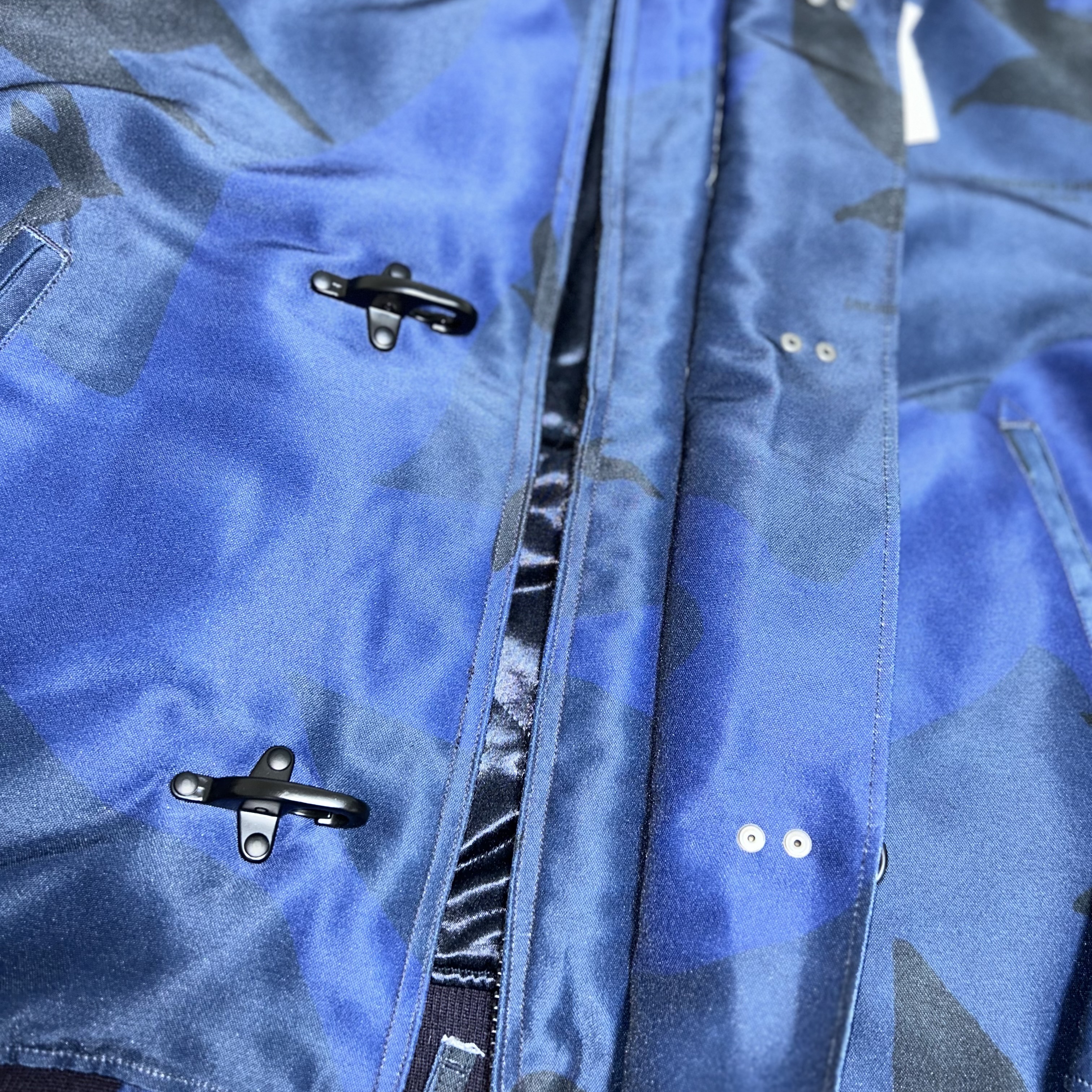 Engineered Garments Poly Seagull Print Oxford Deck Jacket Navy 착용 스타일 - 5