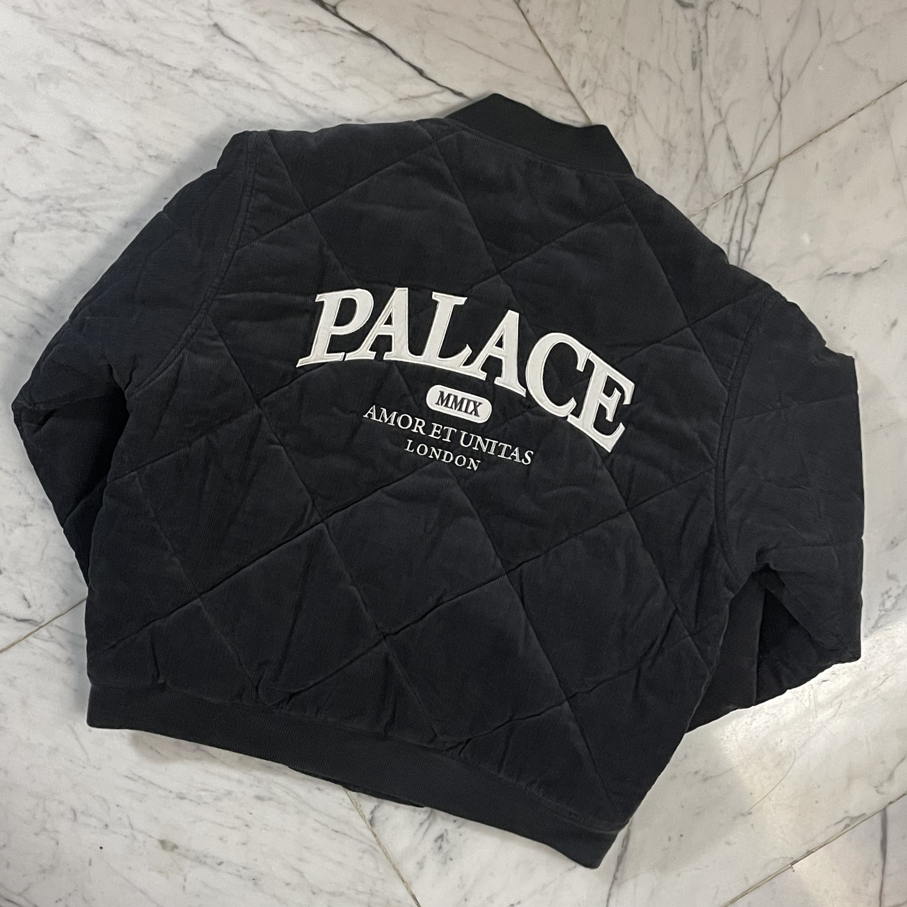 Palace Quilted Jacket Black - 23FW 착용 스타일 - 3