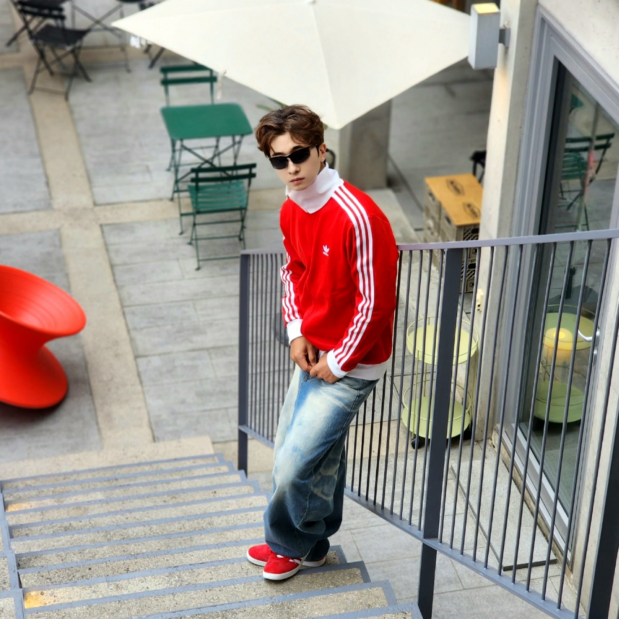 Adidas Gazelle Power Red, Adidas Adicolor Classic Beckenbauer Track Top Better Scarlet White - KR Sizing 착용 스타일 - 6