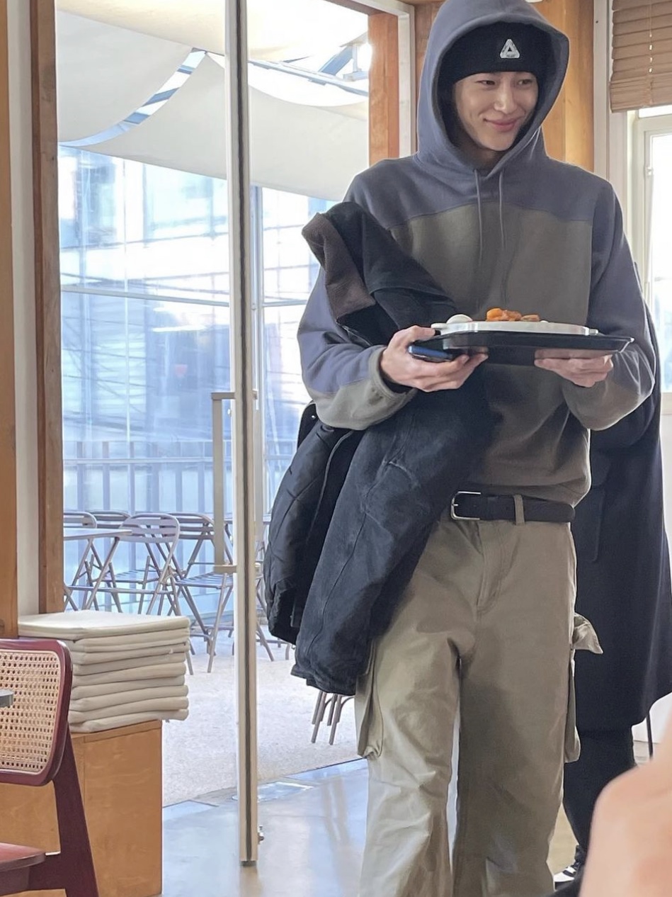 Palace Tri-Ferg Patch Beanie Black - 23FW 착용 스타일 - 1